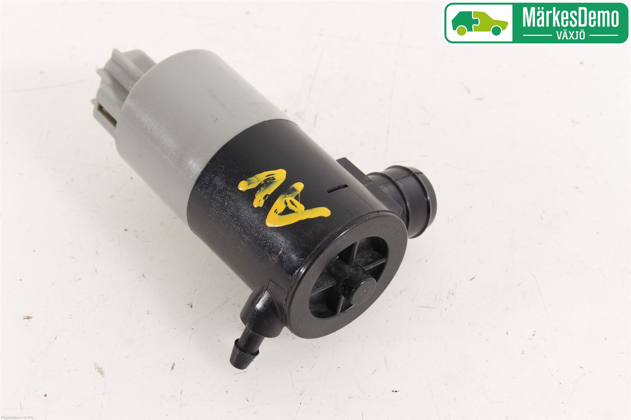 Toyota AVENSIS 16-18 Spylerpumpe Frontrute