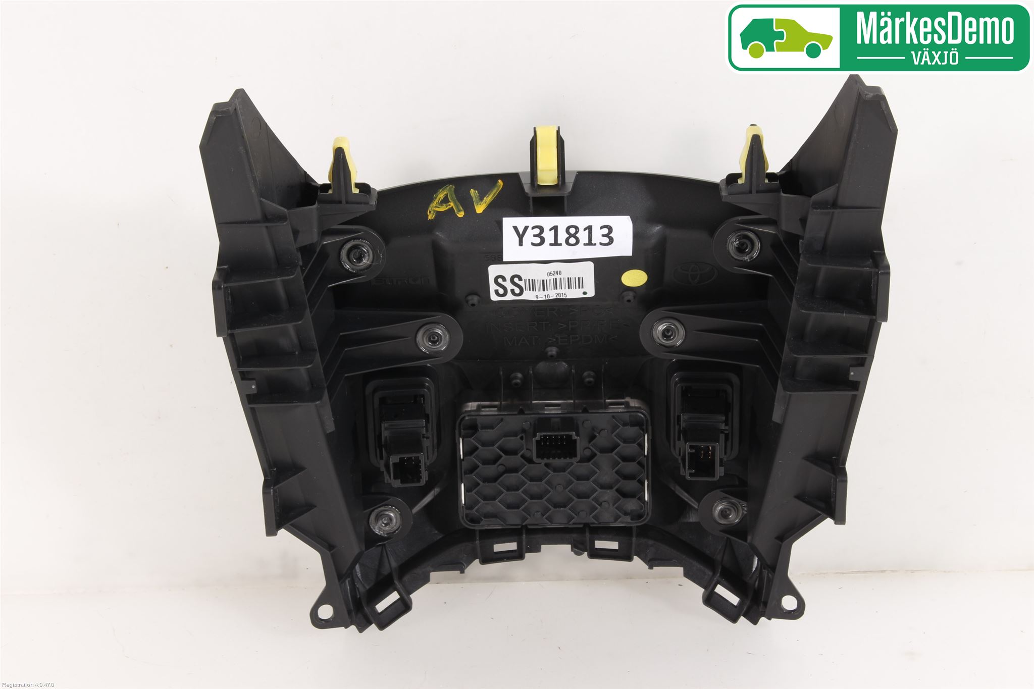 Toyota AVENSIS 16-18 Instrumentkonsoll Gulv