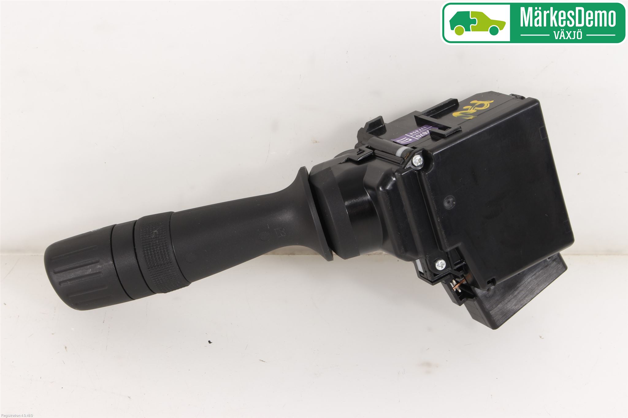 Toyota AURIS 13-19 Bryter Ratt Visker - Spyler