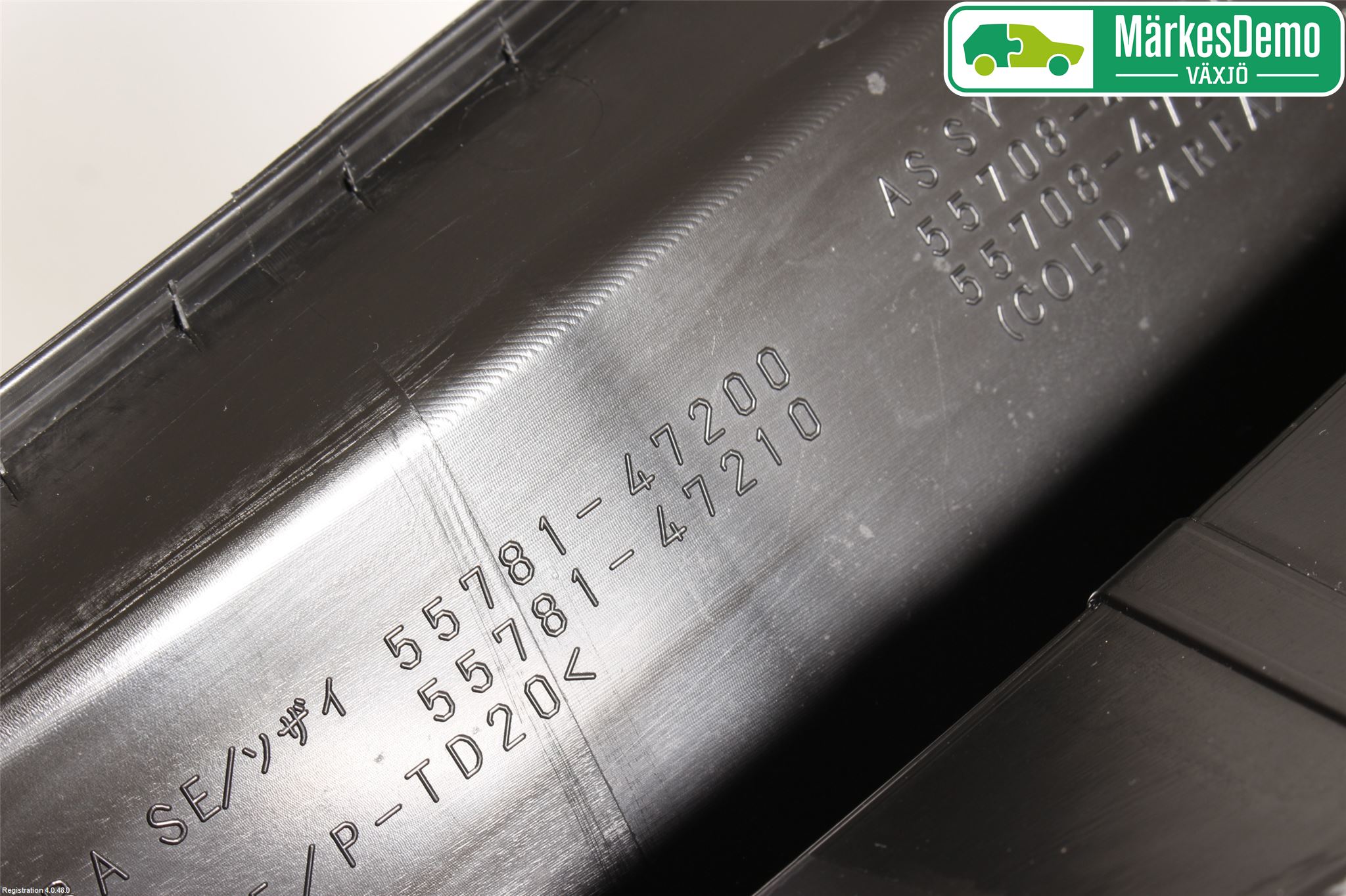 Toyota PRIUS (ZVW50) 16-21 Visker Deksel-Grill-Under Frr