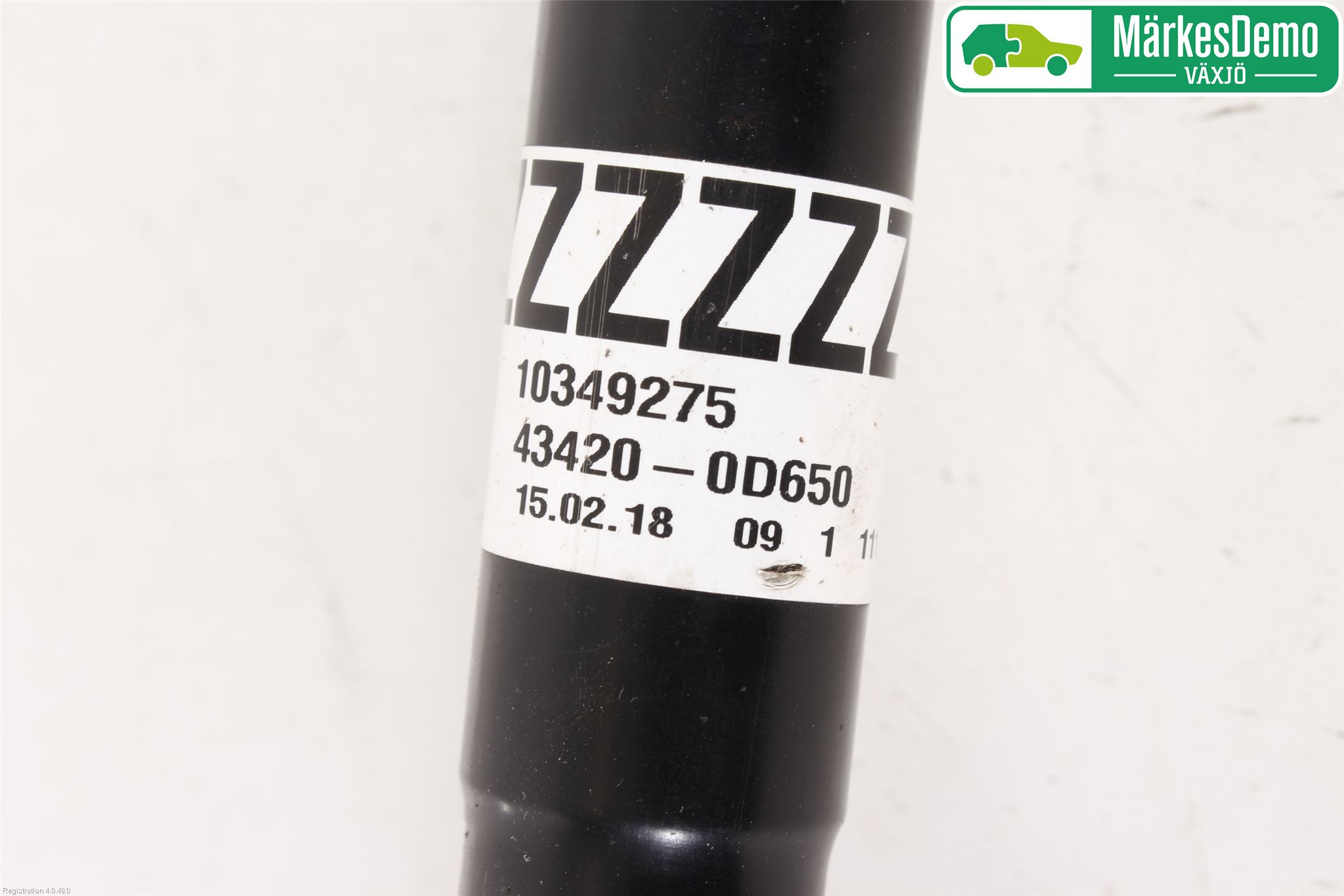Toyota YARIS XP130 15-20 Drivaksel Foran Kompl Venstre
