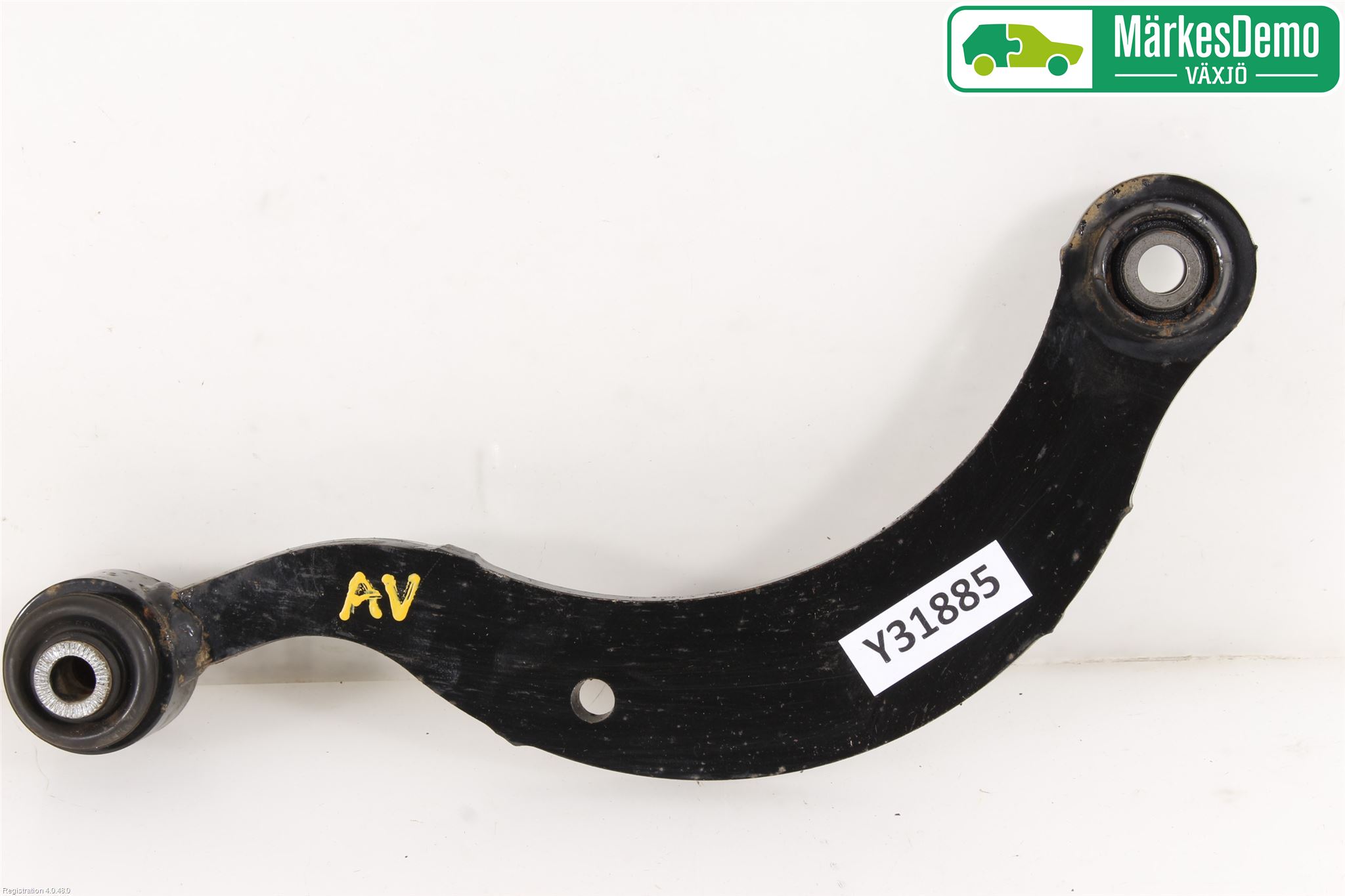 Toyota AURIS 13-19 Bærearm Bak Høyre Øvre