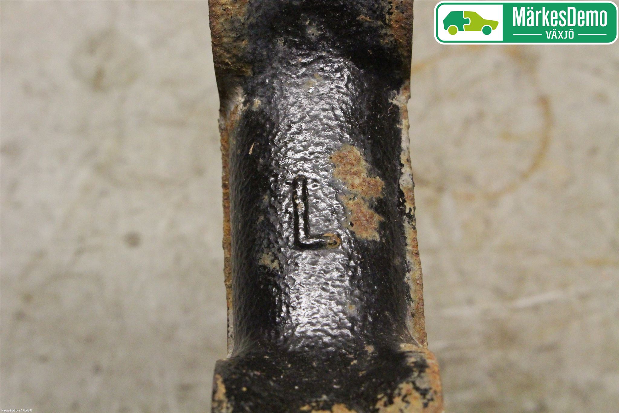 Toyota AURIS 13-19 Spindel Vf