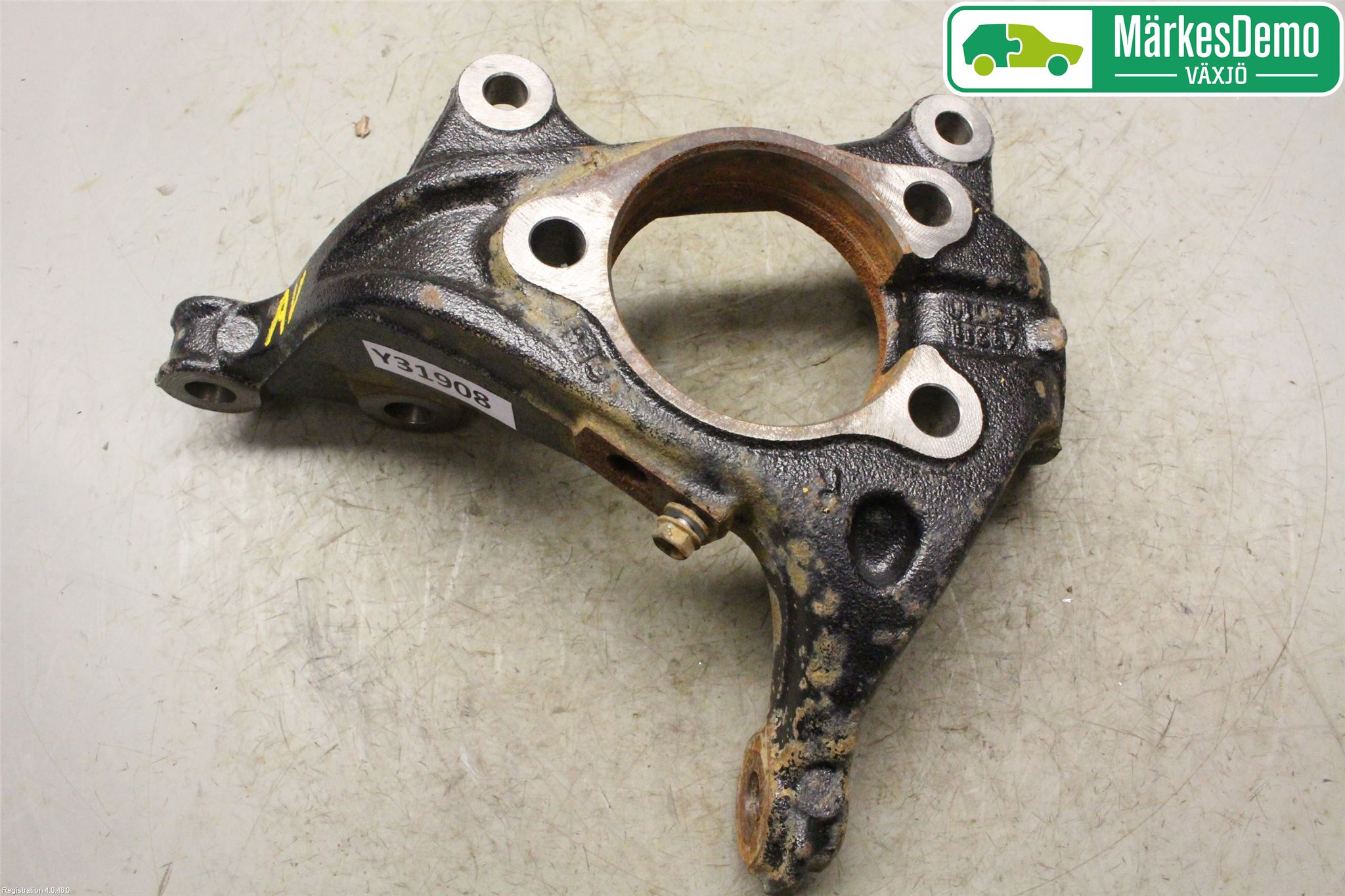 Toyota C-HR 16-23 Spindel Hf