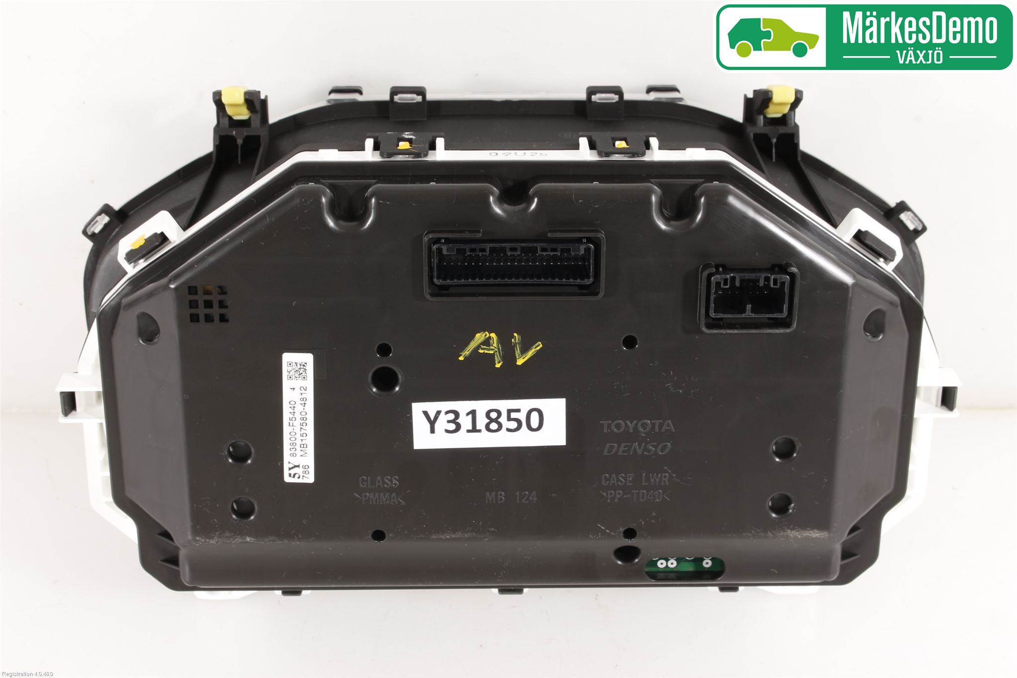 Toyota YARIS XP130 15-20 Instr Kombinert