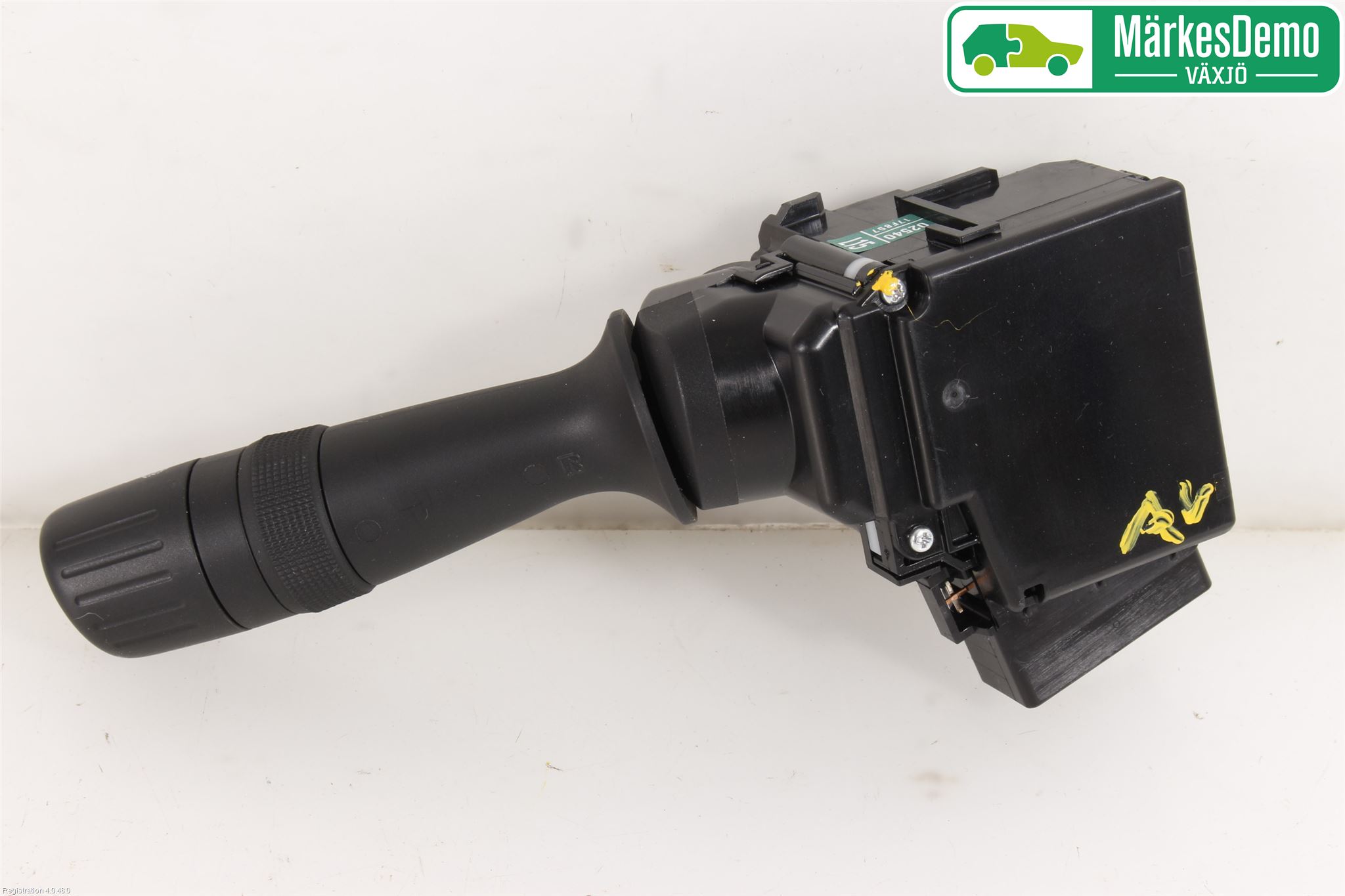 Toyota AURIS 13-19 Bryter Ratt Visker - Spyler