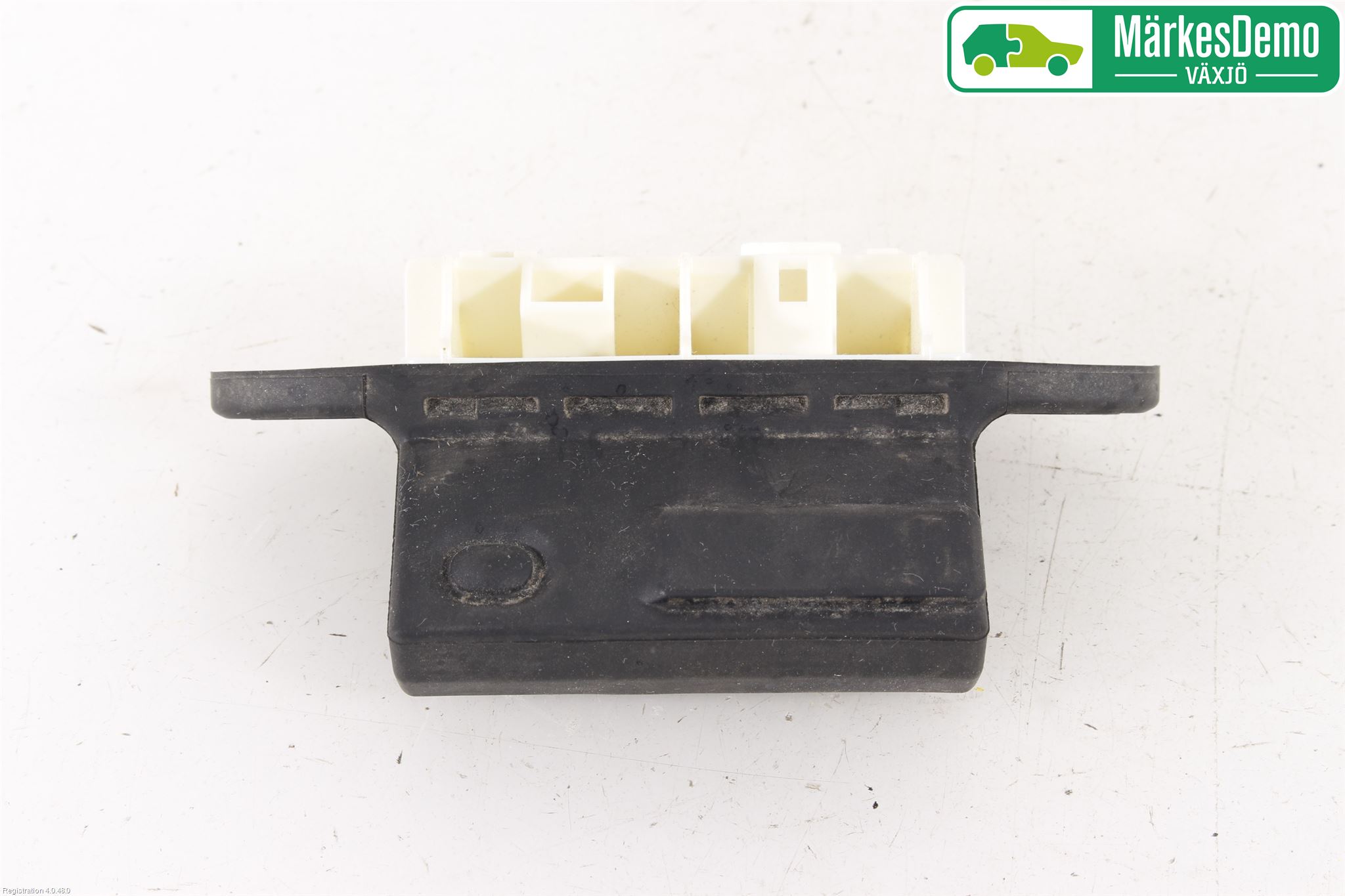 Toyota RAV4 13-18 Bakluke Handtak Ytre