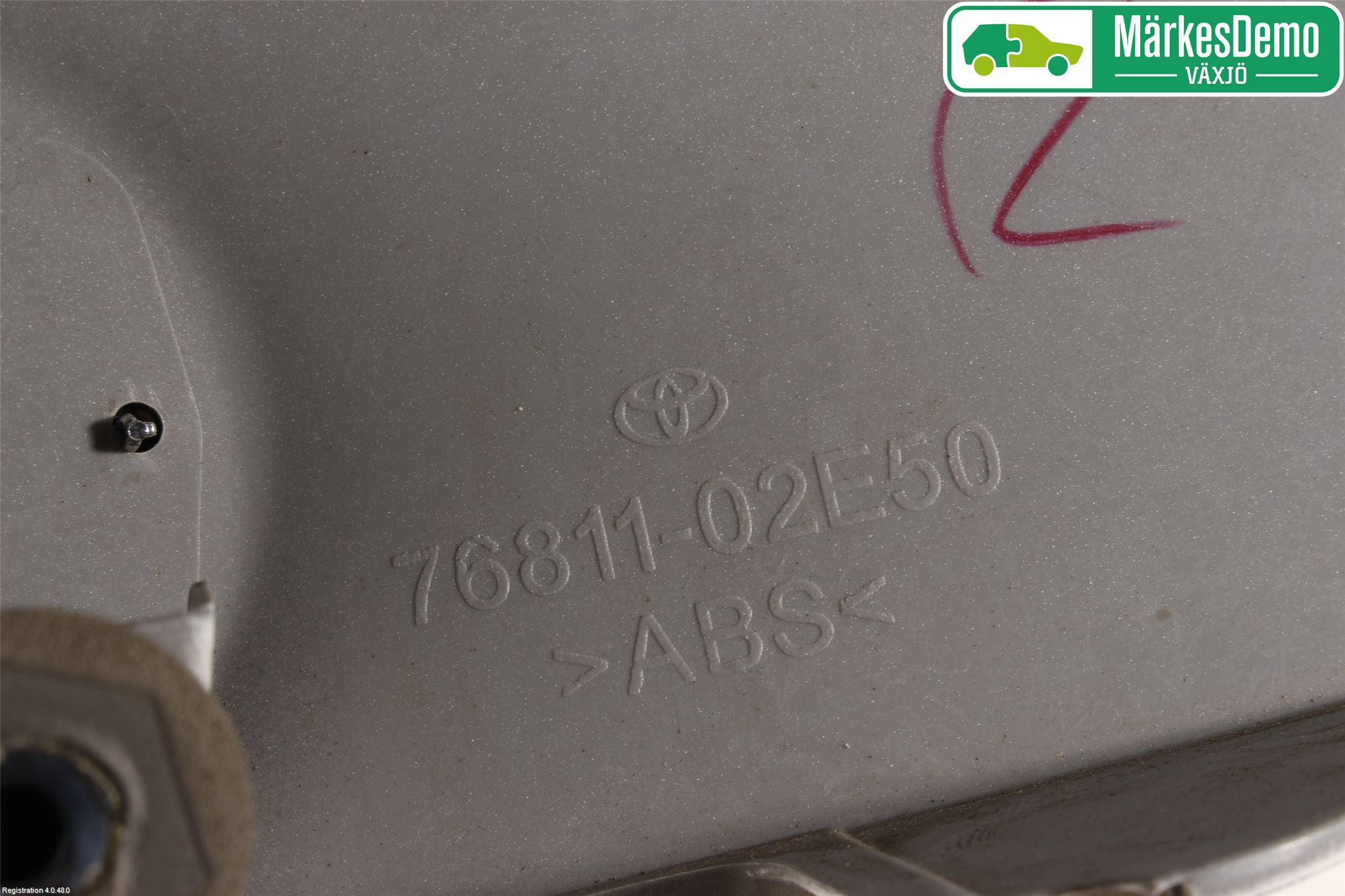 Toyota AURIS 13-19 Refleksplate - Skiltplate