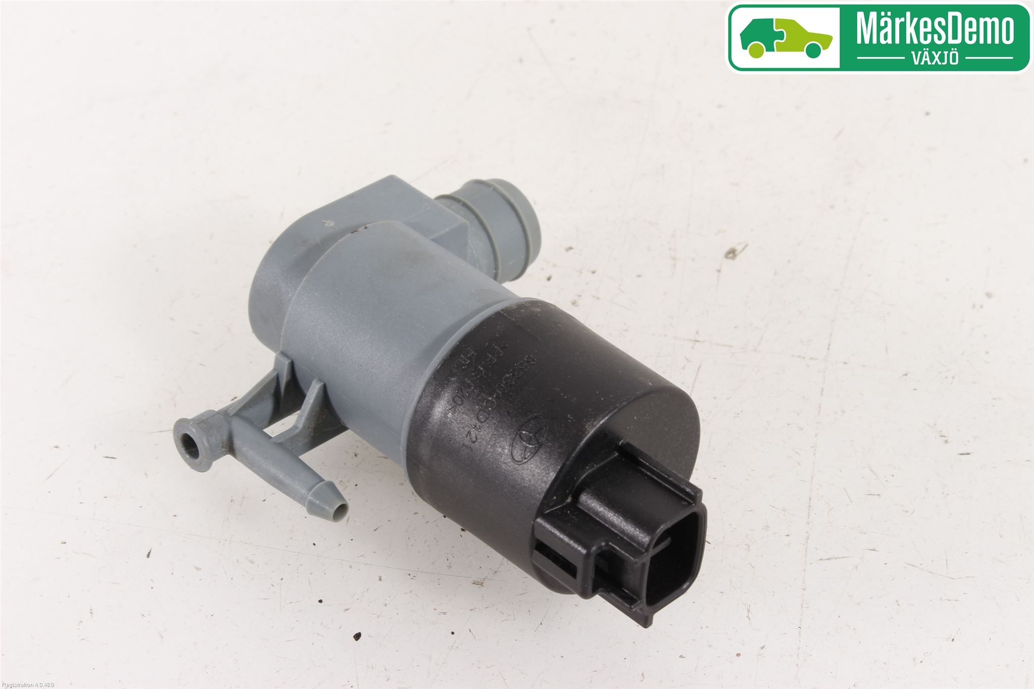 Toyota YARIS XP130 15-20 Spylerpumpe Frontrute
