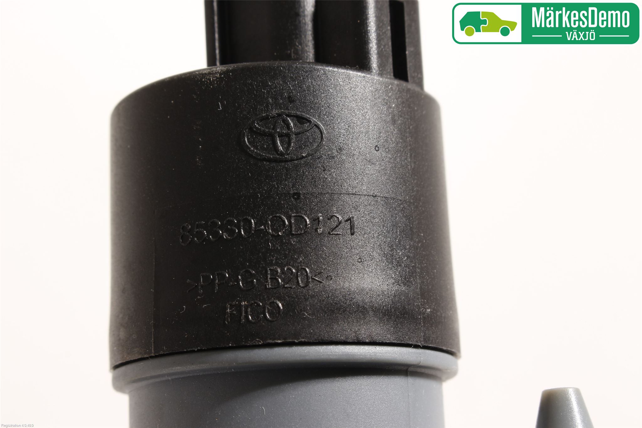 Toyota YARIS XP130 15-20 Spylerpumpe Frontrute