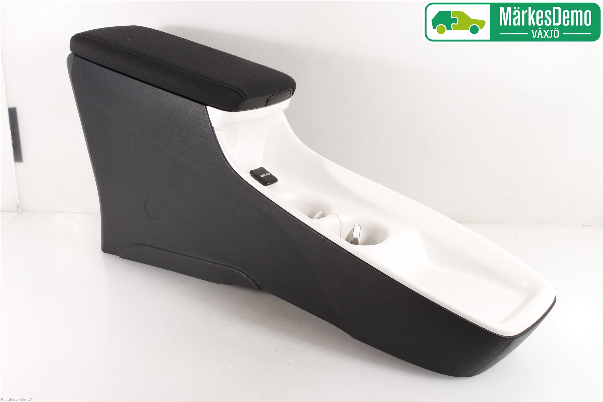 Toyota PRIUS (ZVW50) 16-21 Instrumentkonsoll Gulv