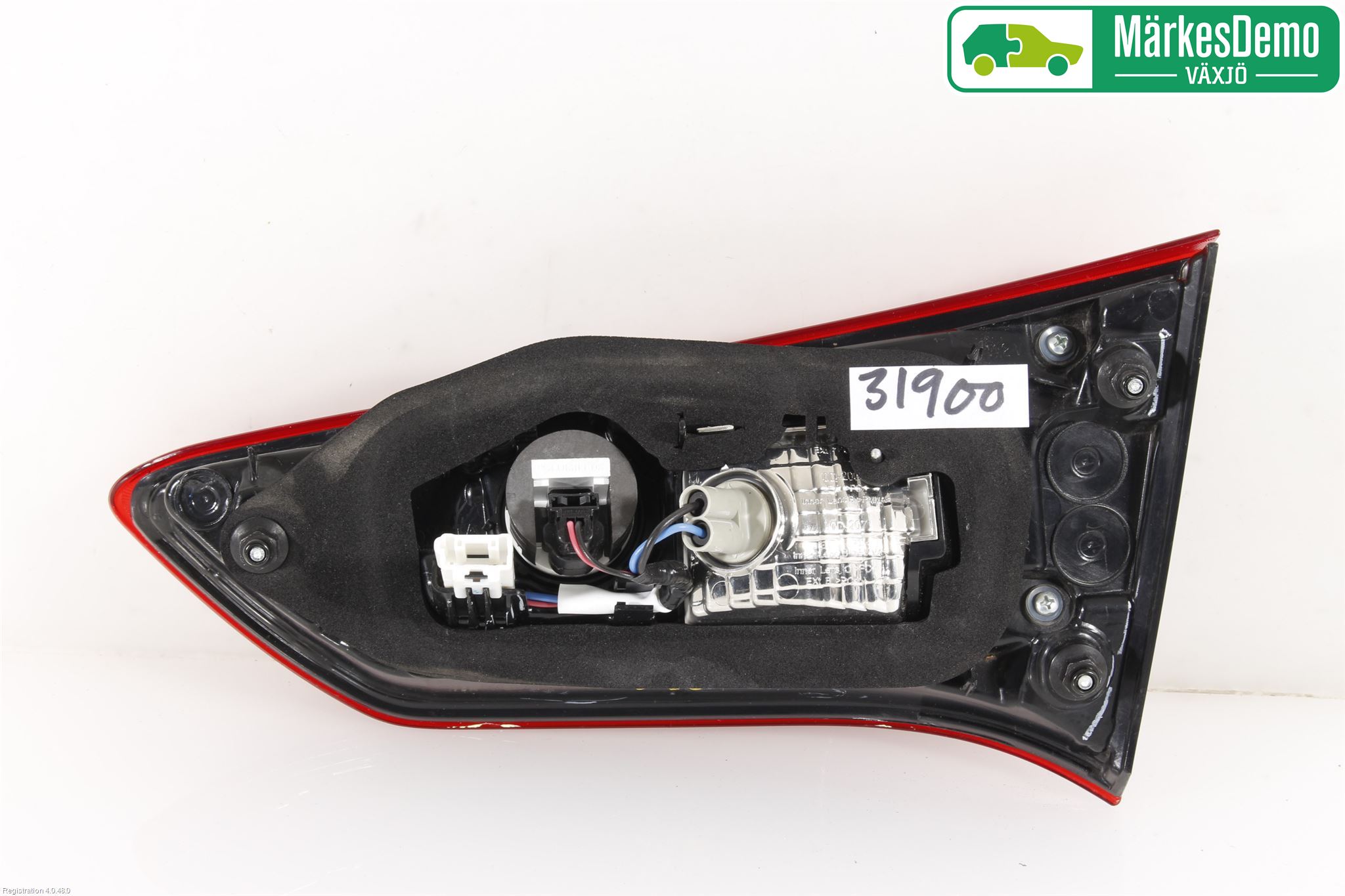Toyota YARIS XP130 15-20 Baklykt Venstre  På Luke(Indre