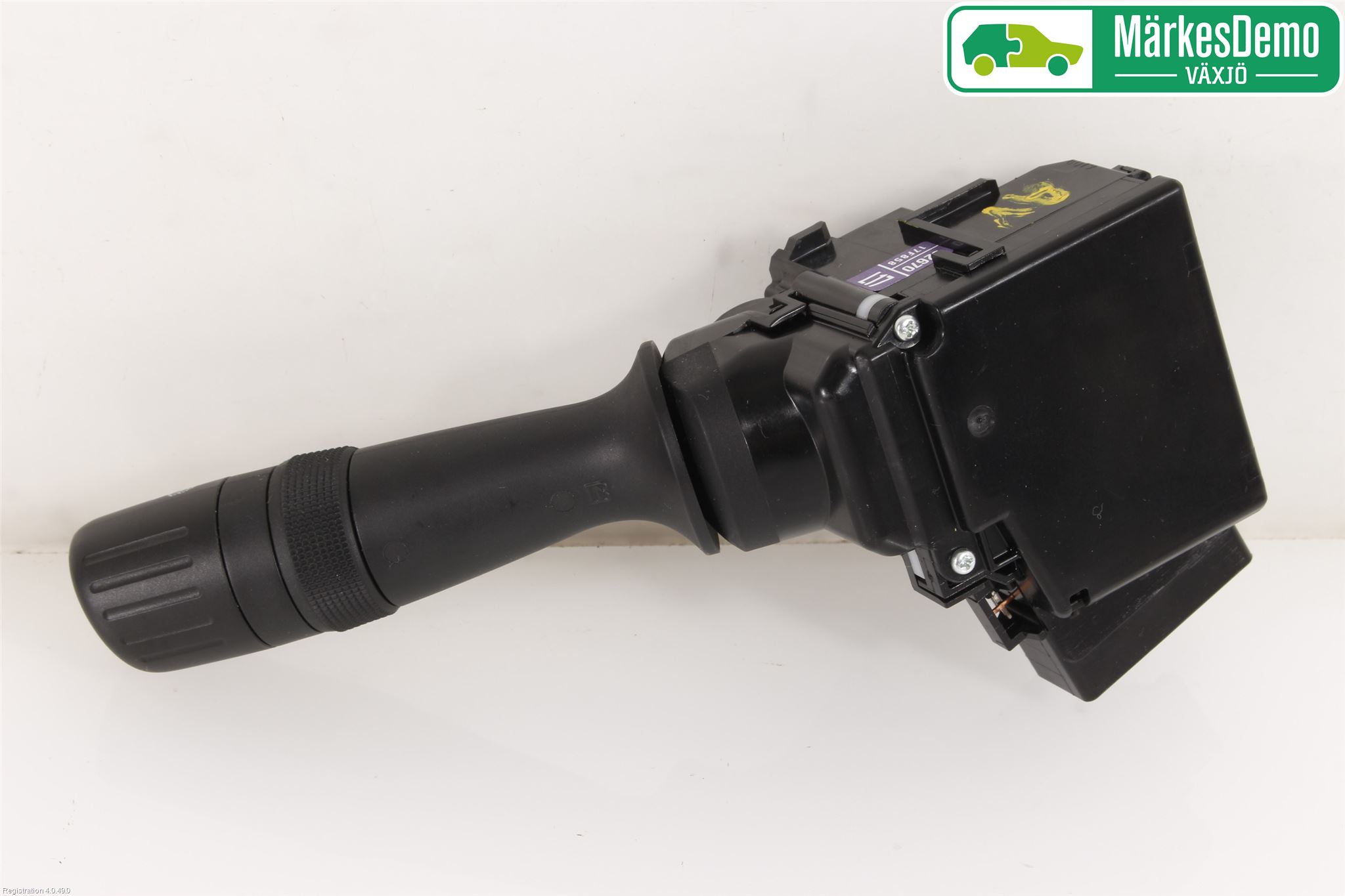Toyota AURIS 13-19 Bryter Ratt Visker - Spyler
