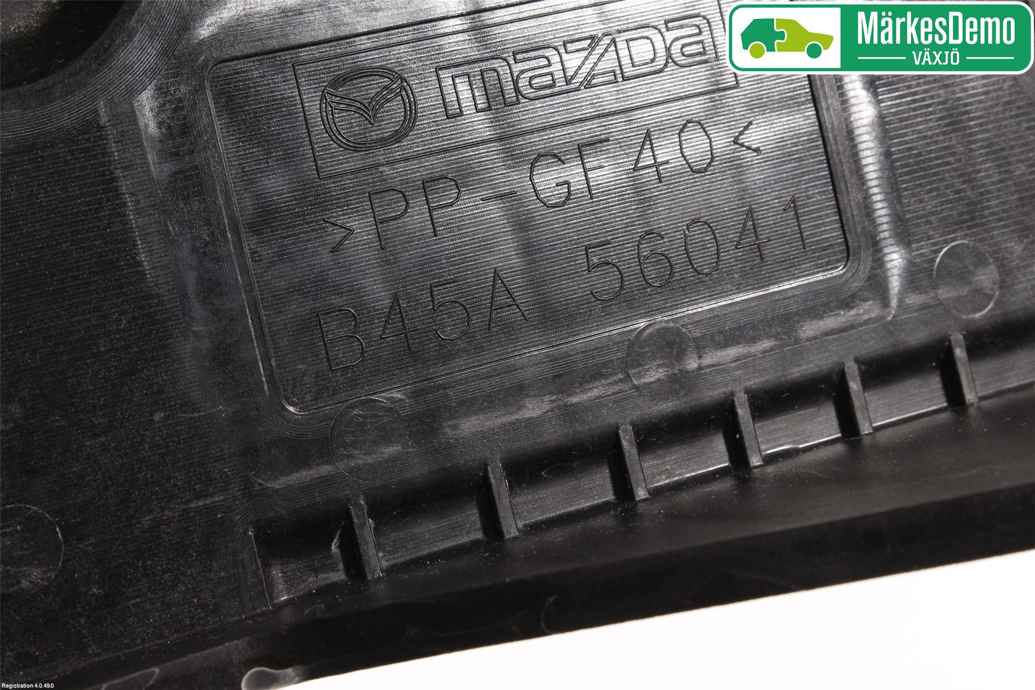 Mazda 3 III 14-19 Batterikasse - Feste - Holder