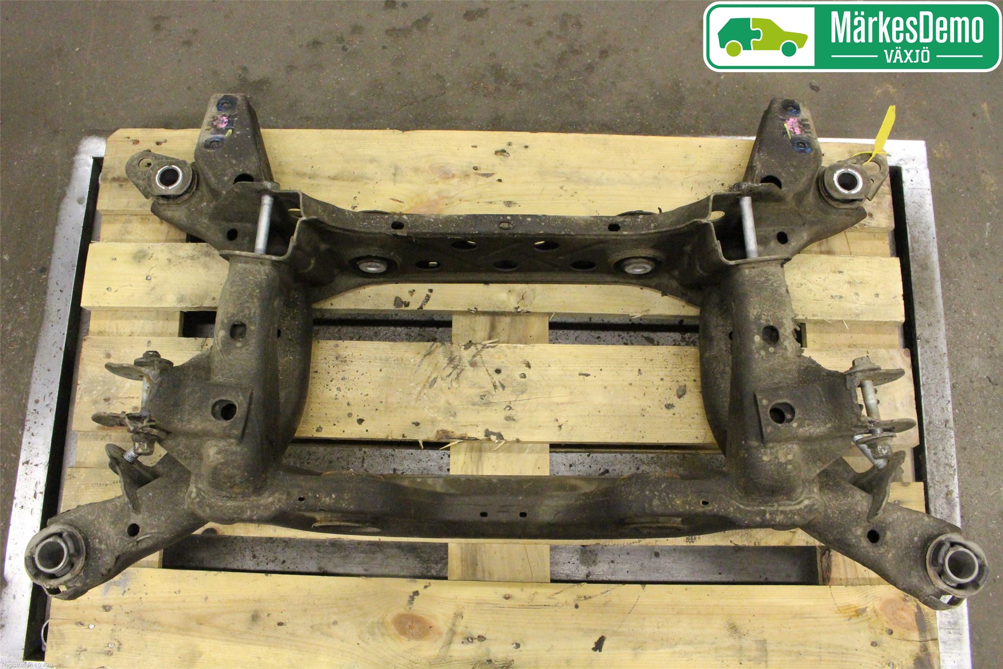 Ford MUSTANG VI 15-22 Bakaksel Feste Travers-Ramme