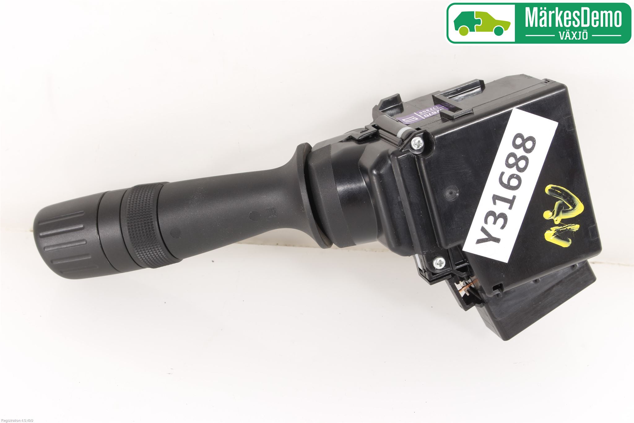 Toyota AURIS 13-19 Bryter Ratt Visker - Spyler