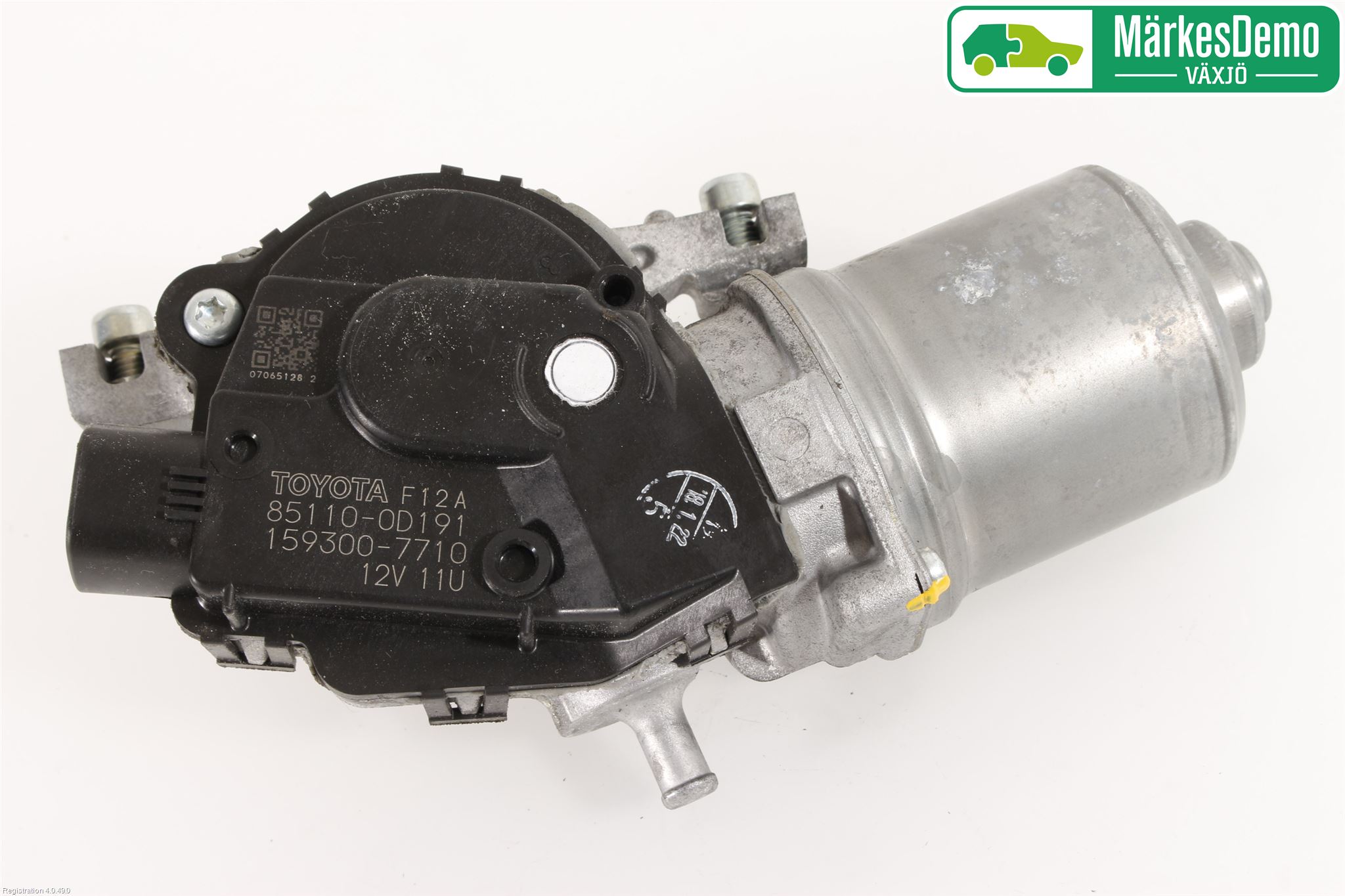 Toyota YARIS XP130 15-20 Viskermotor Frontrute