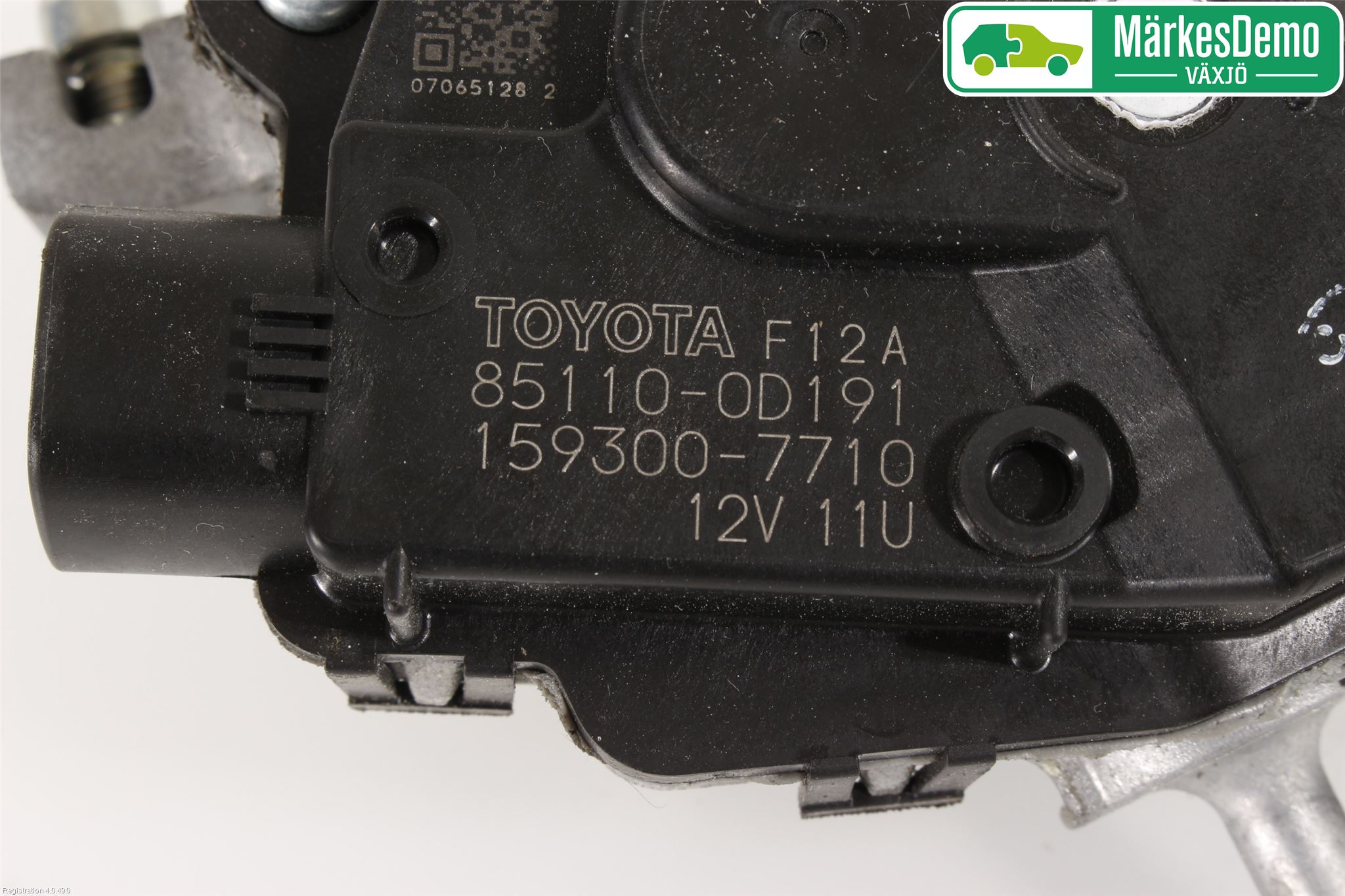 Toyota YARIS XP130 15-20 Viskermotor Frontrute
