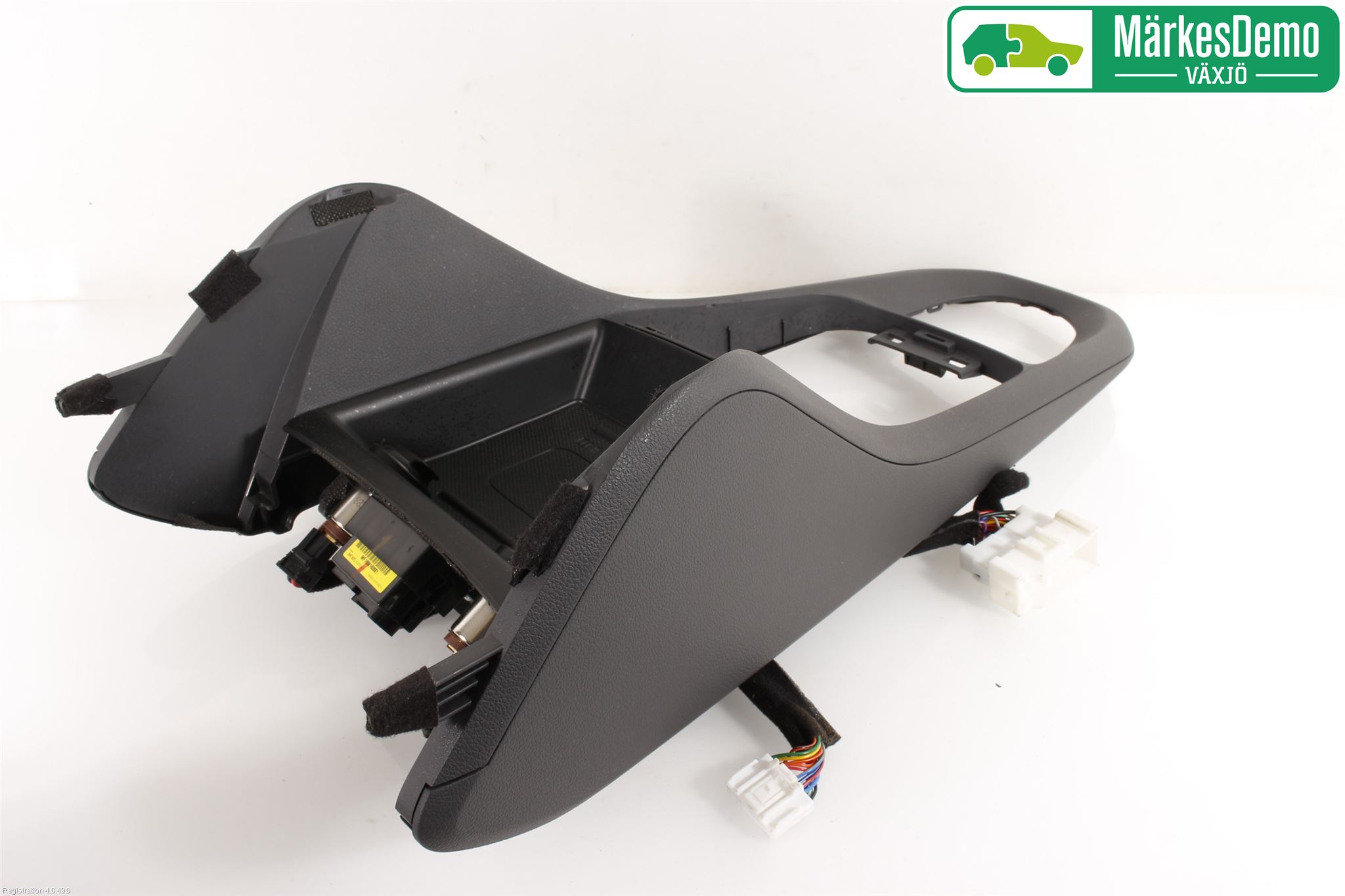 Hyundai IONIQ AE 17-22 Instrumentkonsoll Gulv