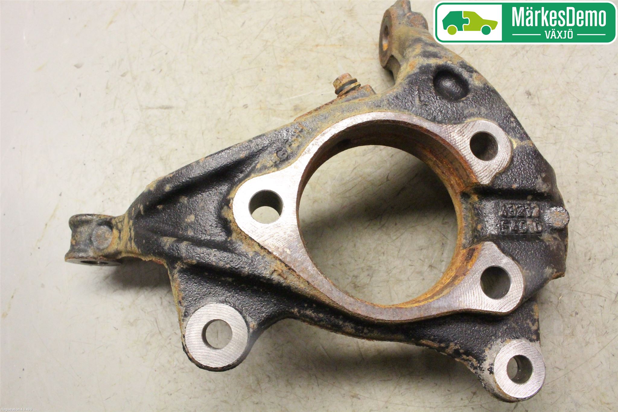 Toyota C-HR 16-23 Spindel Vf