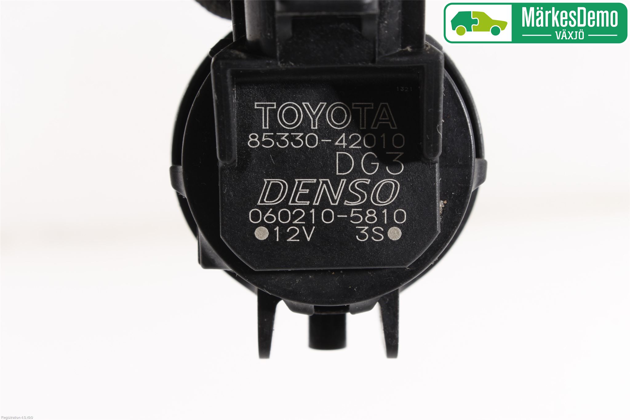 Toyota RAV4 13-18 Spylerpumpe Frontrute