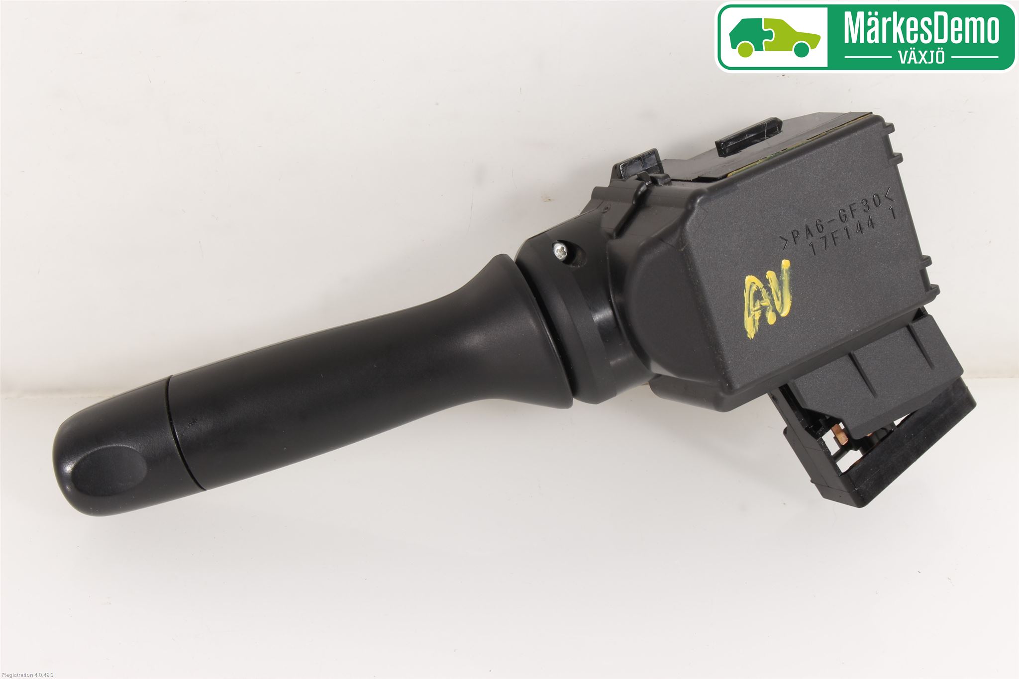 Toyota AYGO 15-21 Bryter Ratt Visker - Spyler