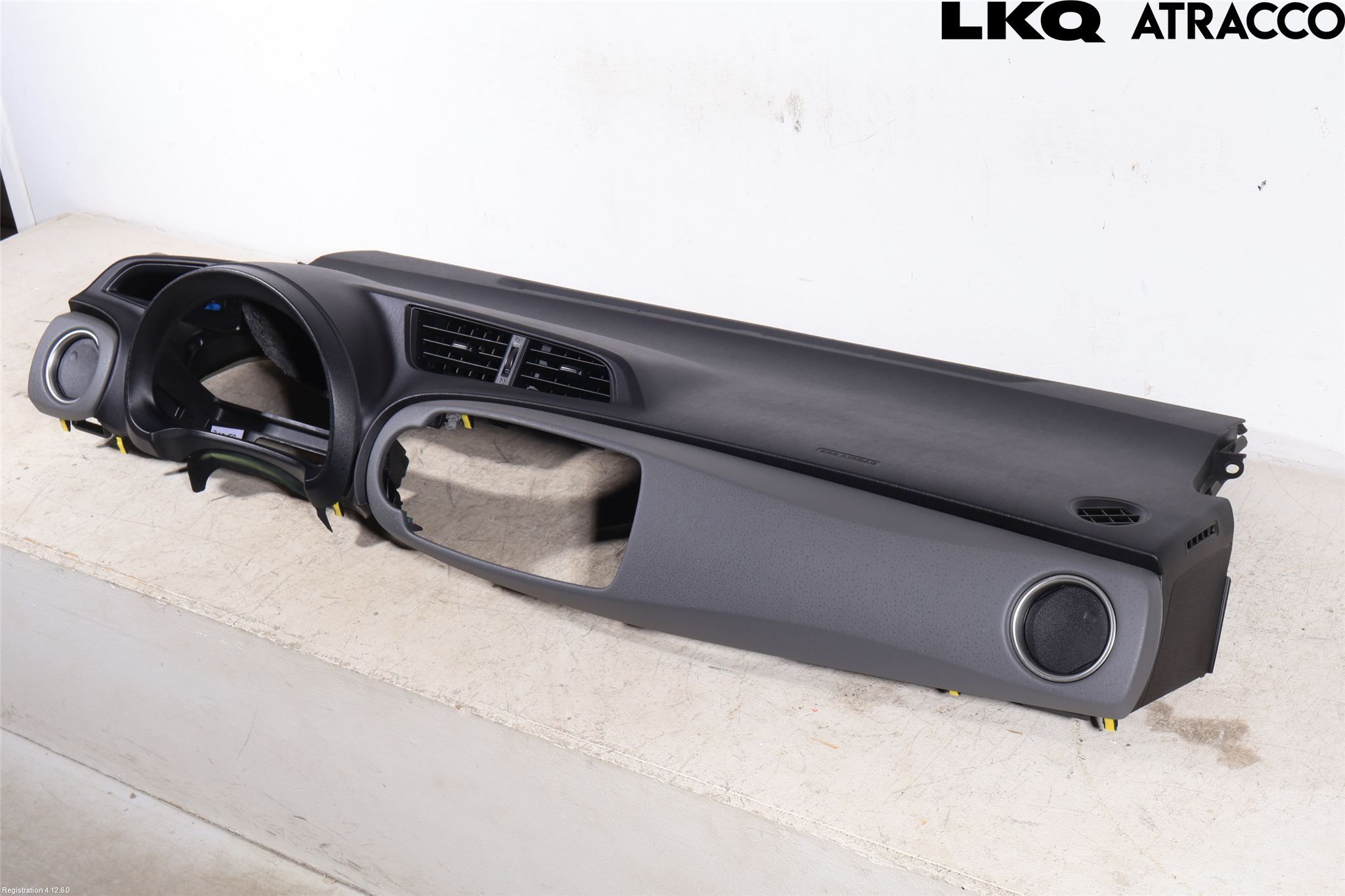 Toyota YARIS XP130 12-14 Dashbord