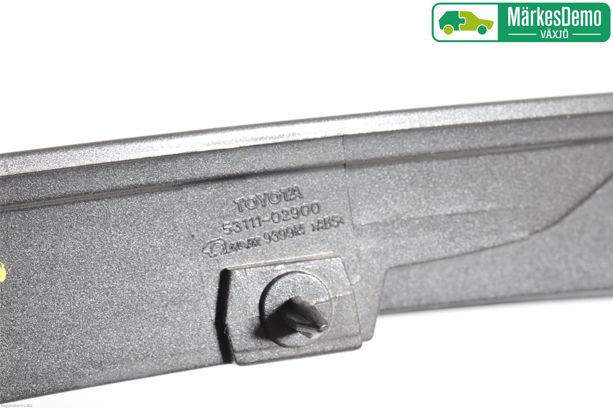 Toyota COROLLA 98-01 Grill Komplett
