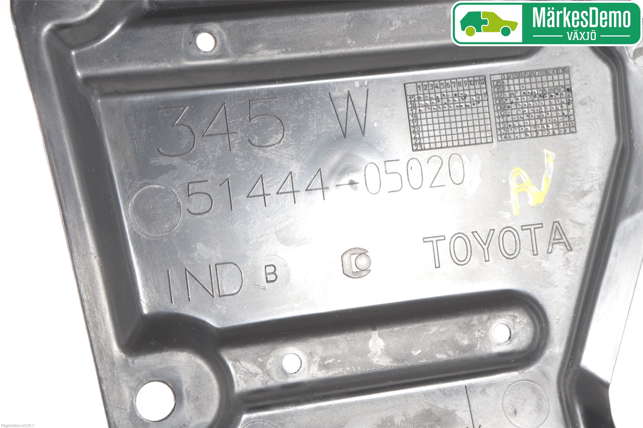 Toyota AVENSIS 16-18 Bunnplate U Motor-Gear-Dørk