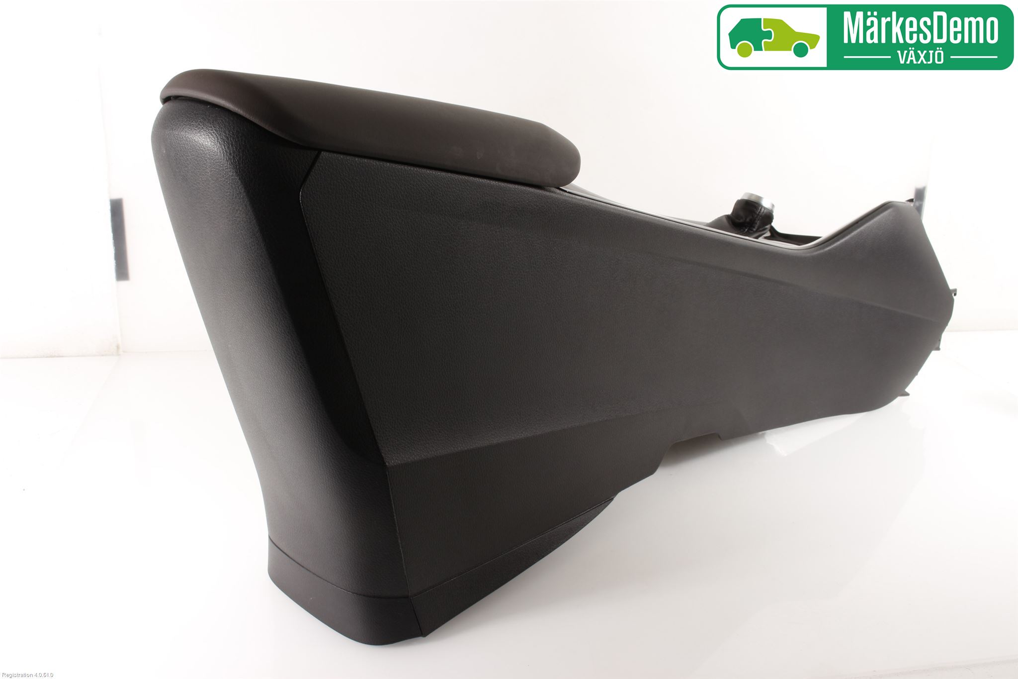 Toyota C-HR 16-23 Instrumentkonsoll Gulv