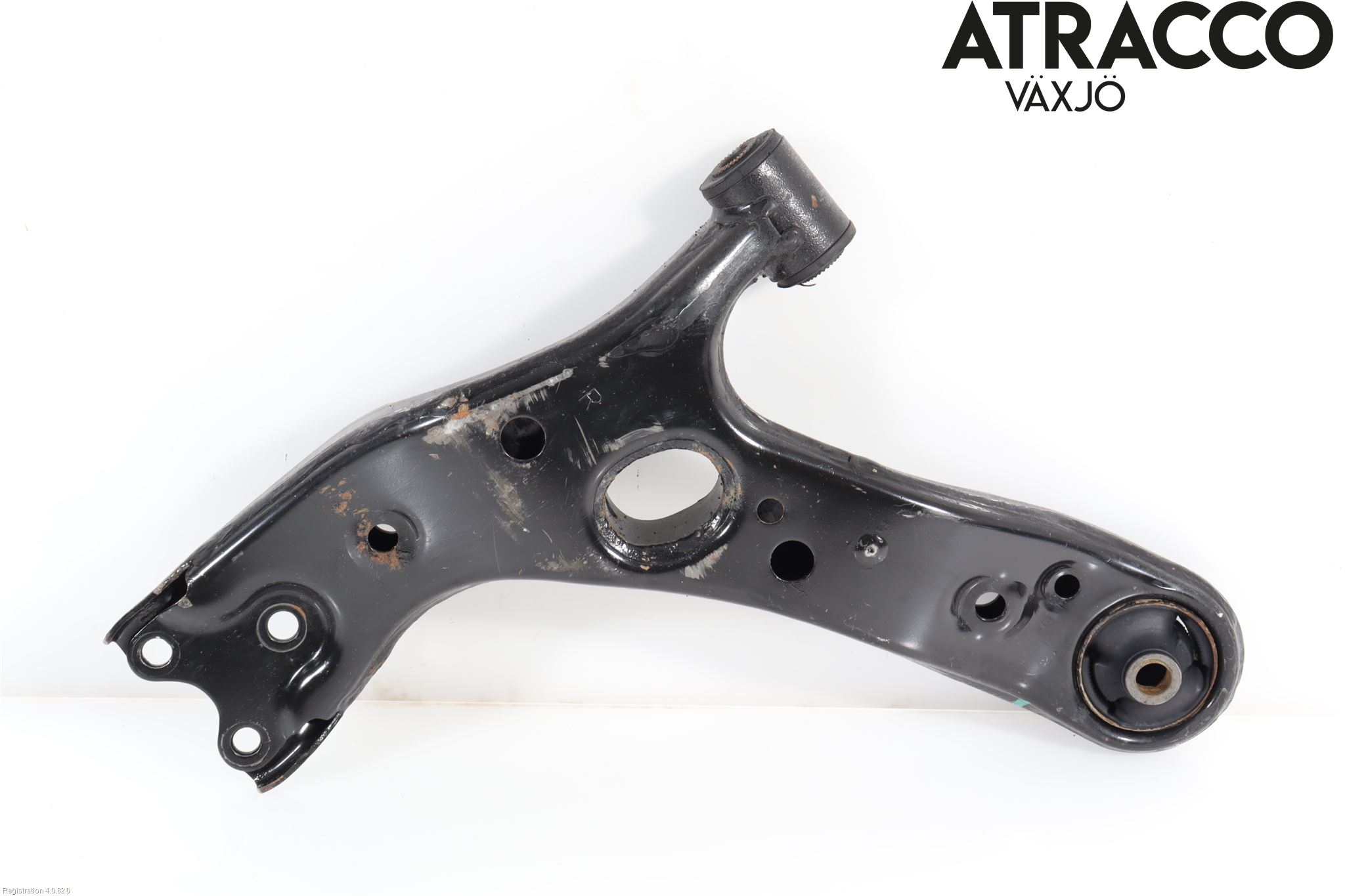 Toyota AURIS 13-19 Bærearm Foran Høyre Nedre