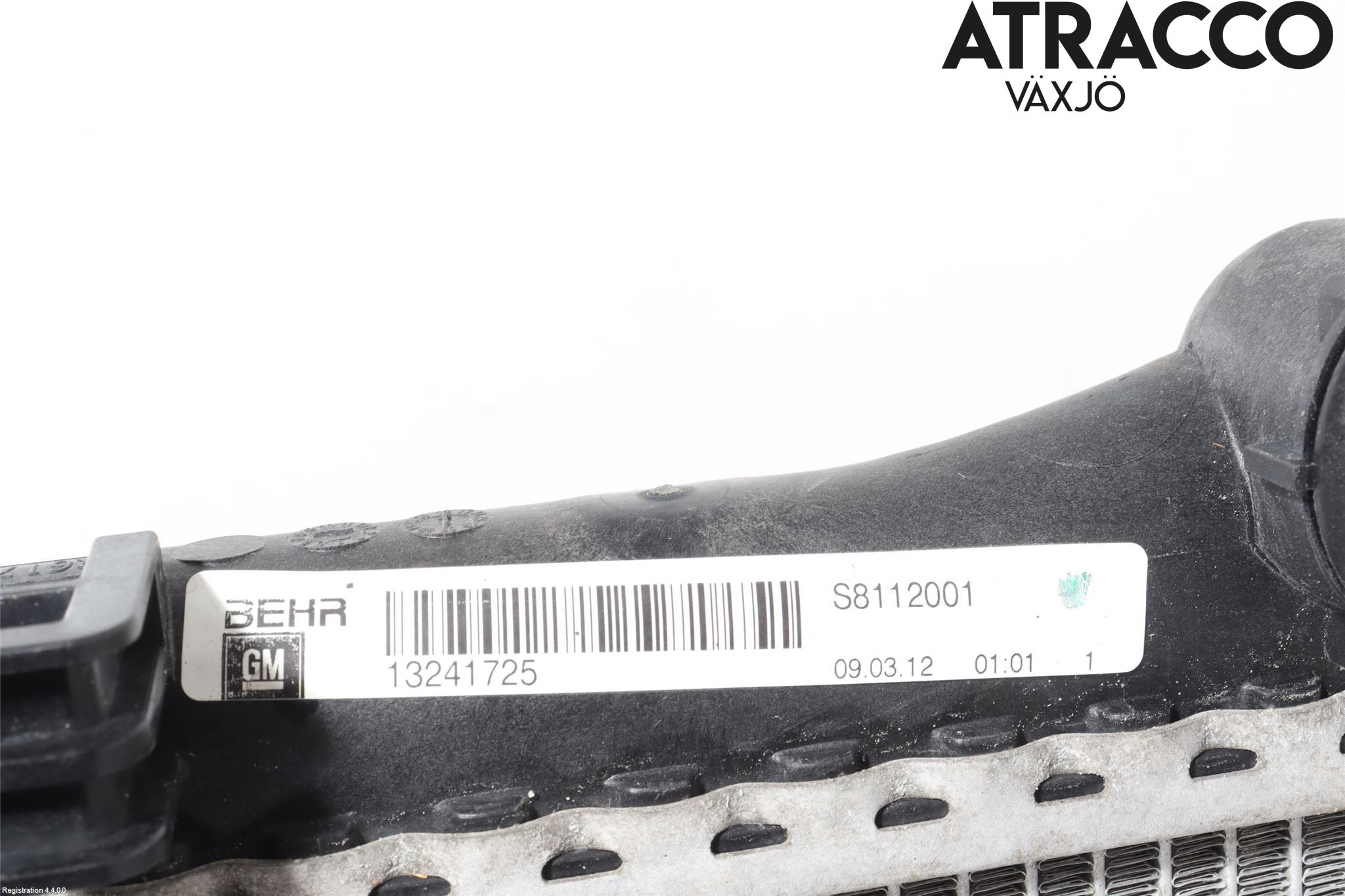 Opel INSIGNIA 09-16 Radiator Manuell
