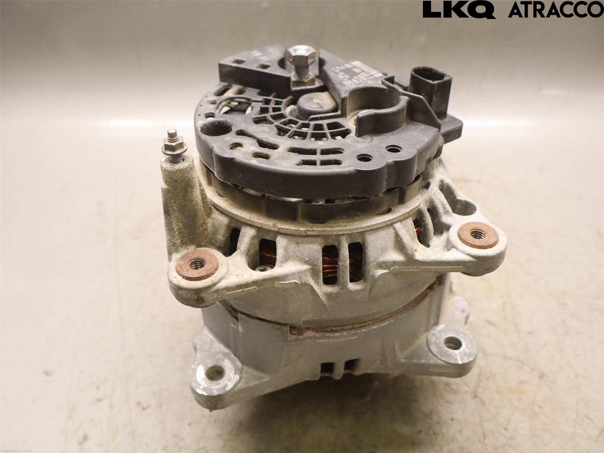 Volkswagen VW CADDY      04-10 Dynamo