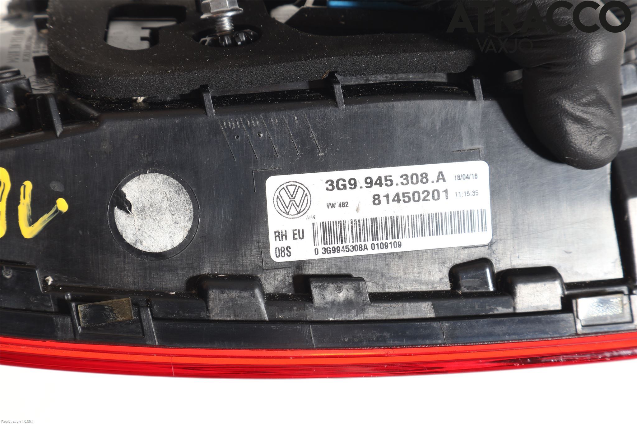 Volkswagen VW PASSAT 15-19 Baklykt Høyre  På Luke(Indre)
