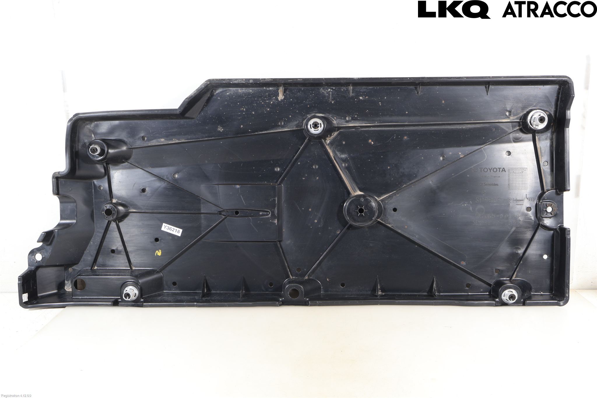 Toyota YARIS CROSS XP21 21- Bunnplate U Motor-Gear-Dørk