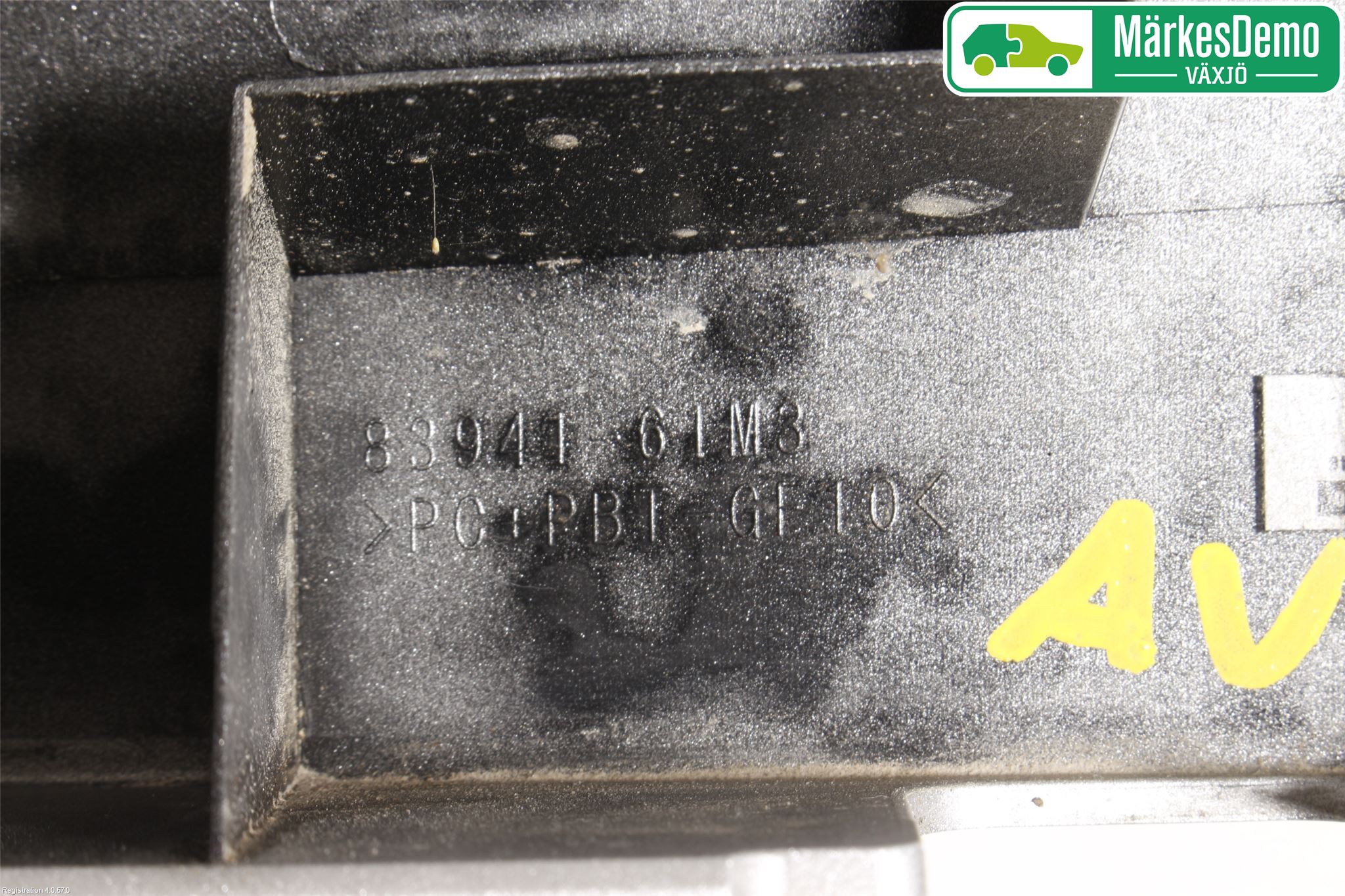 Suzuki SX4 S-CROSS 14-21 Refleksplate - Skiltplate