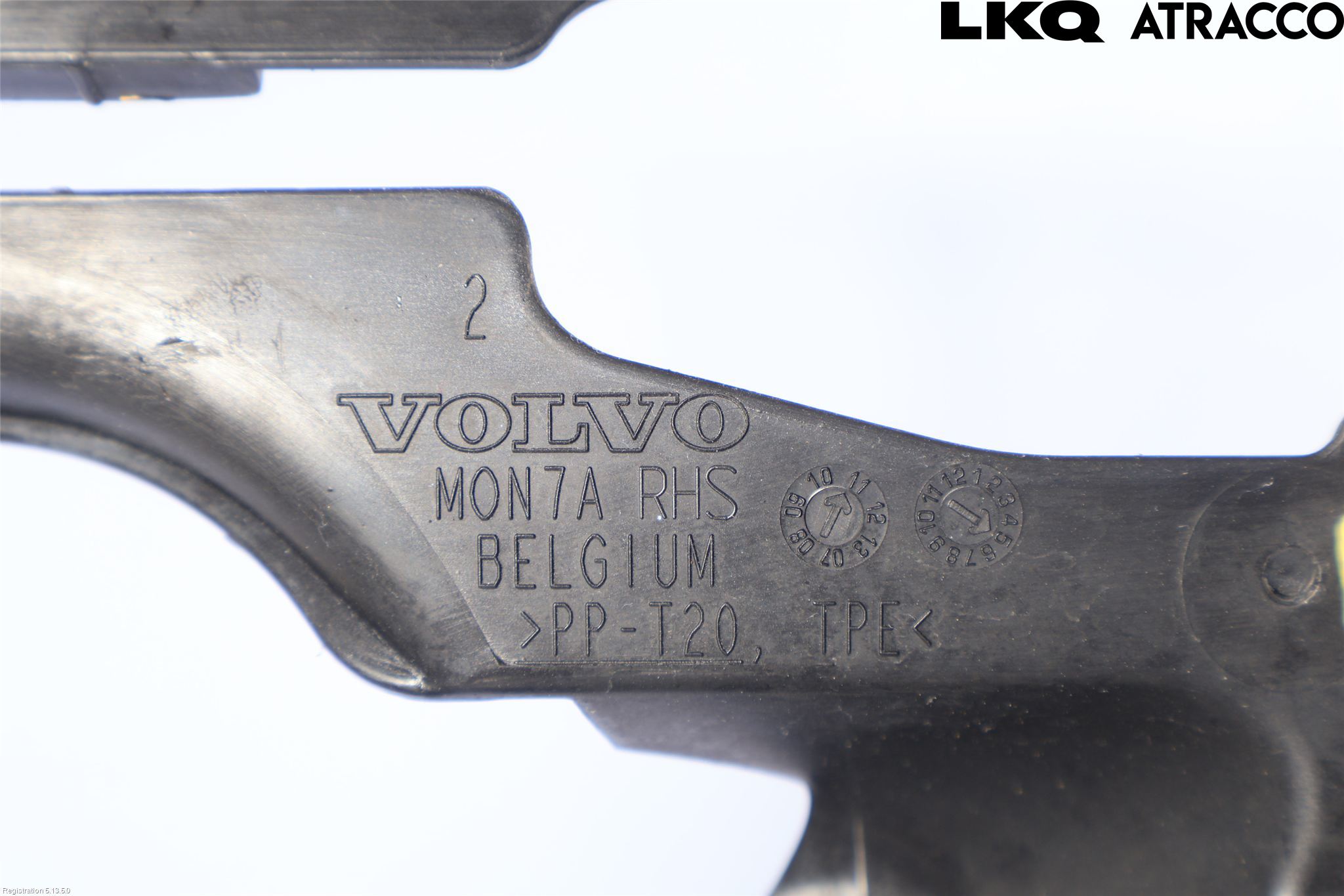 Volvo V70 08-13 Luftstyring Front