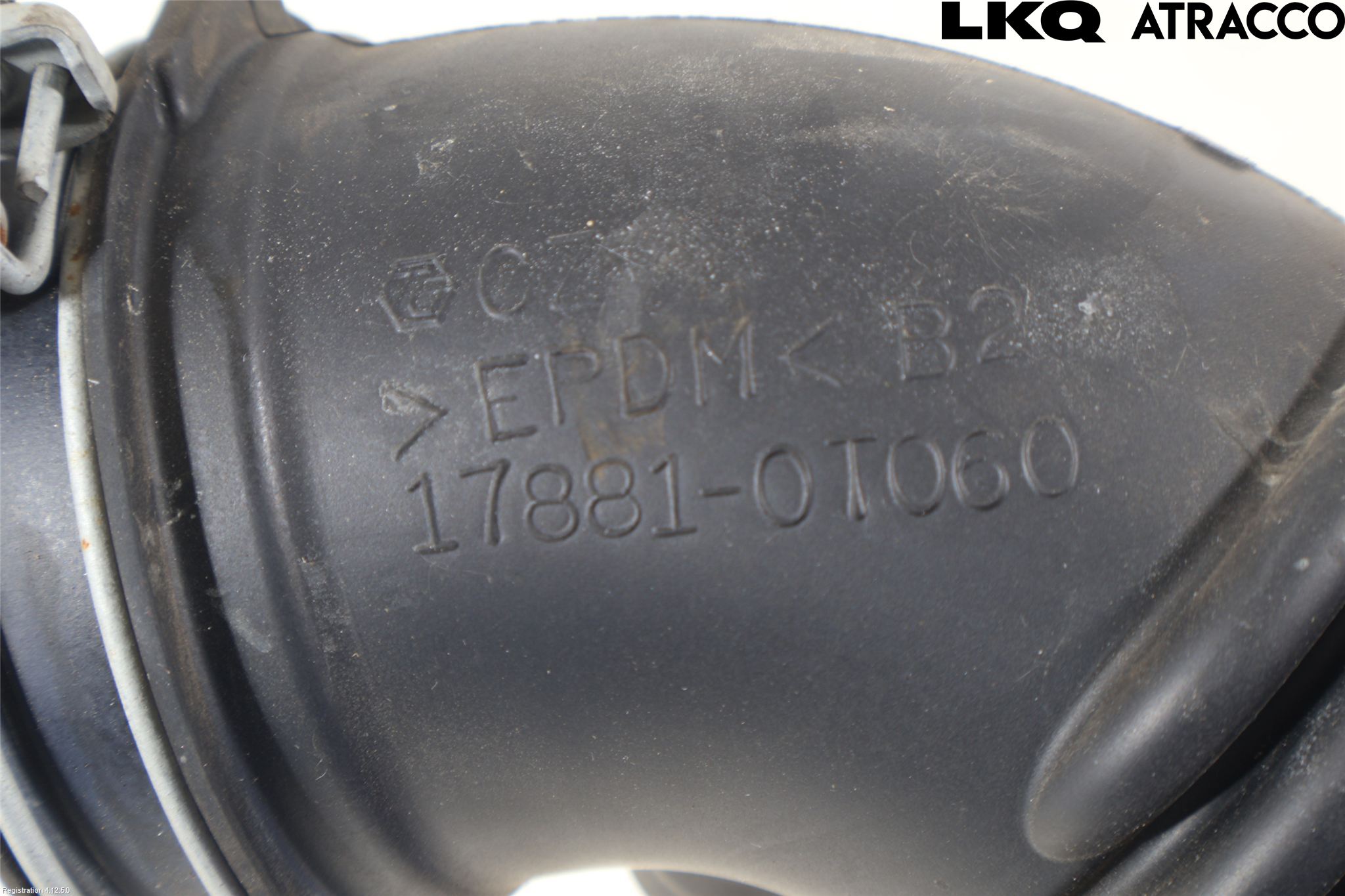 Toyota AVENSIS 16-18 Inns Gummibelg - Slange
