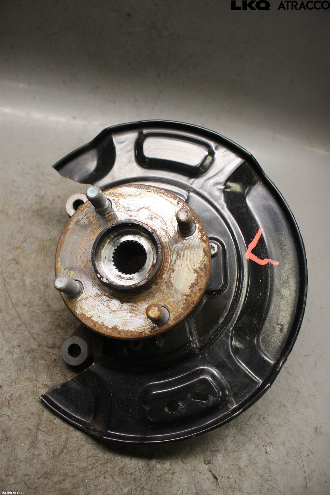 Toyota YARIS XP130 12-14 Spindel Vf