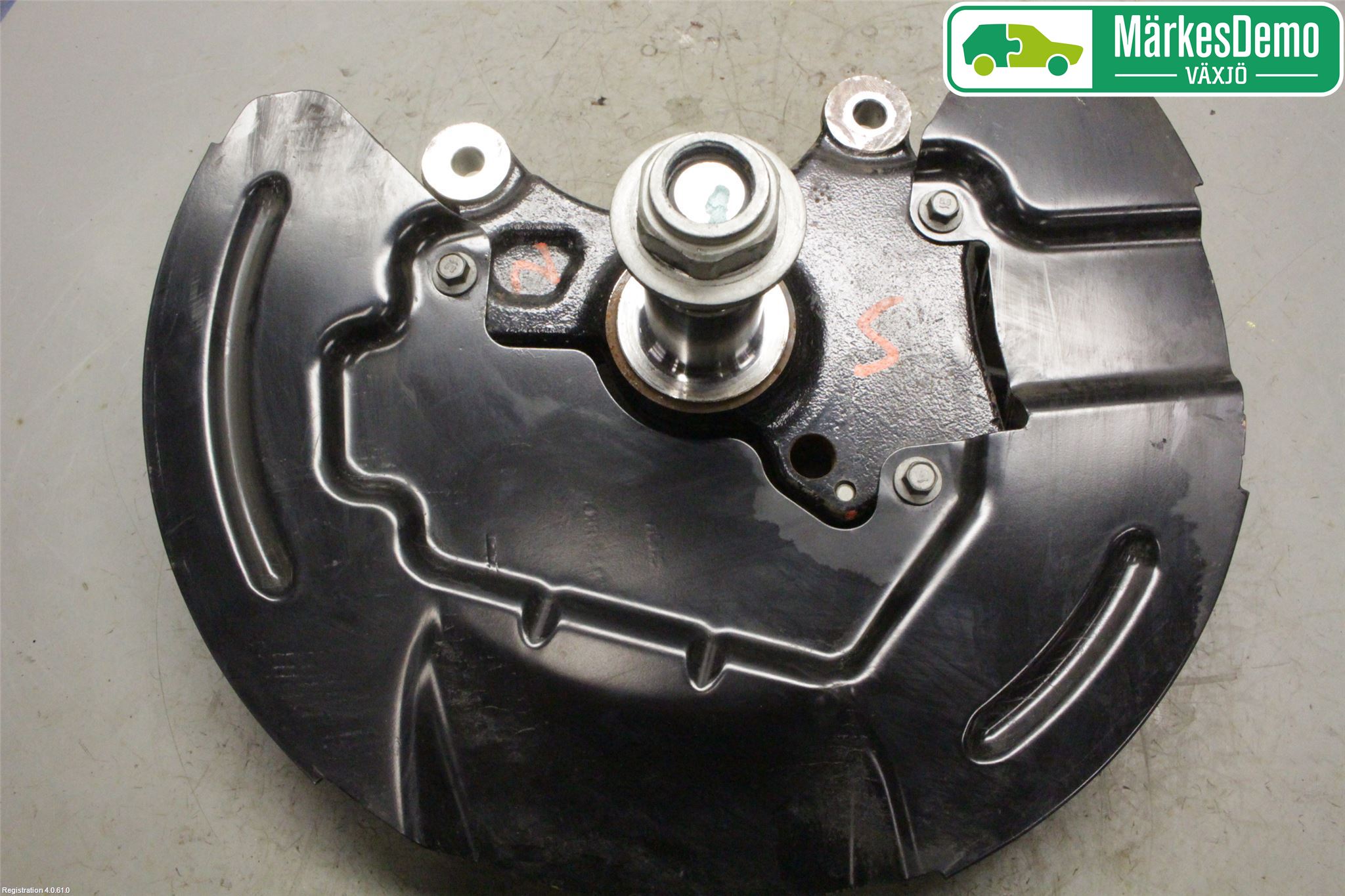 Ford MUSTANG VI 15-22 Spindel Vf