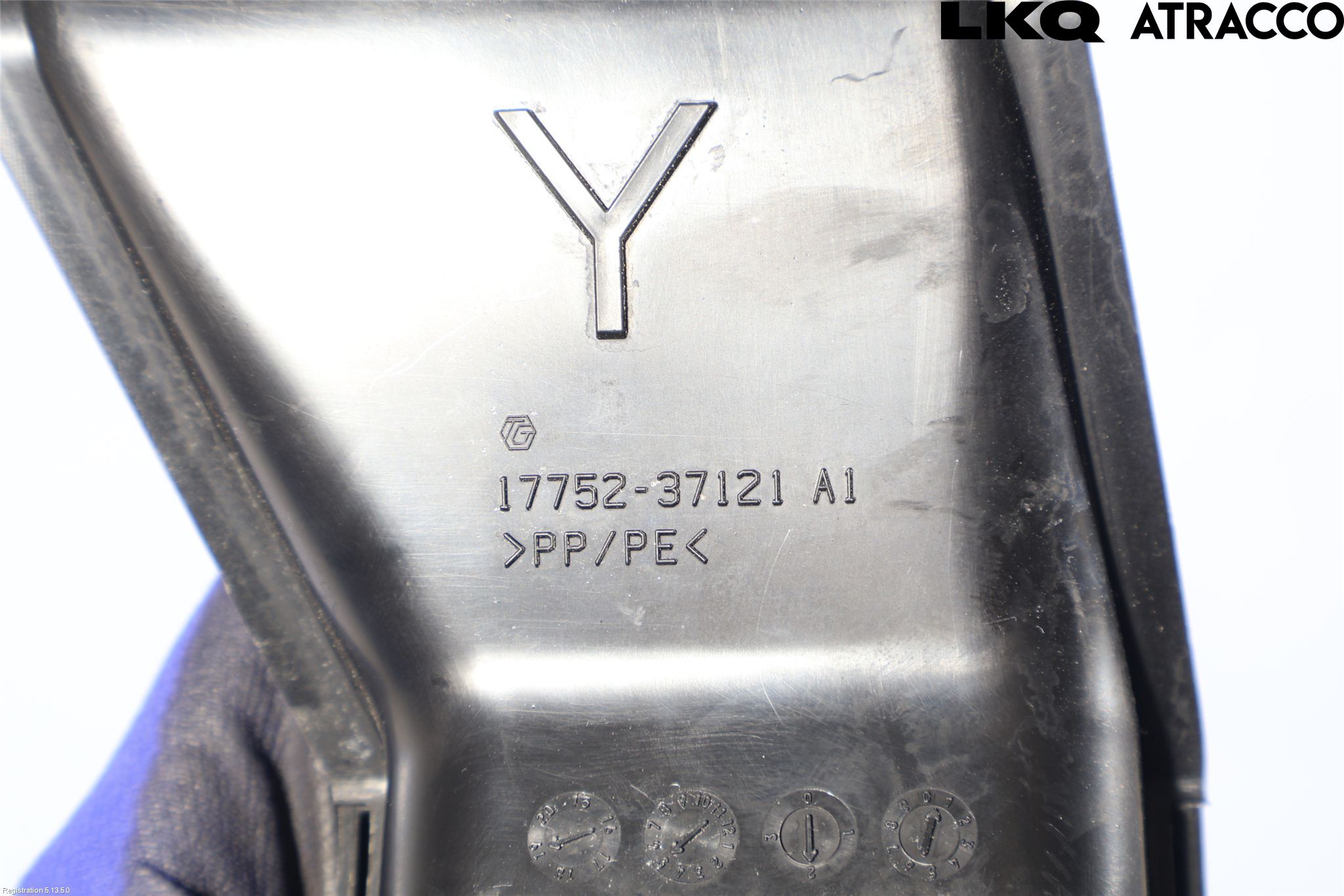 Toyota PRIUS (ZVW50) 16-21 Forg-Belg-Rør Mot Luftr