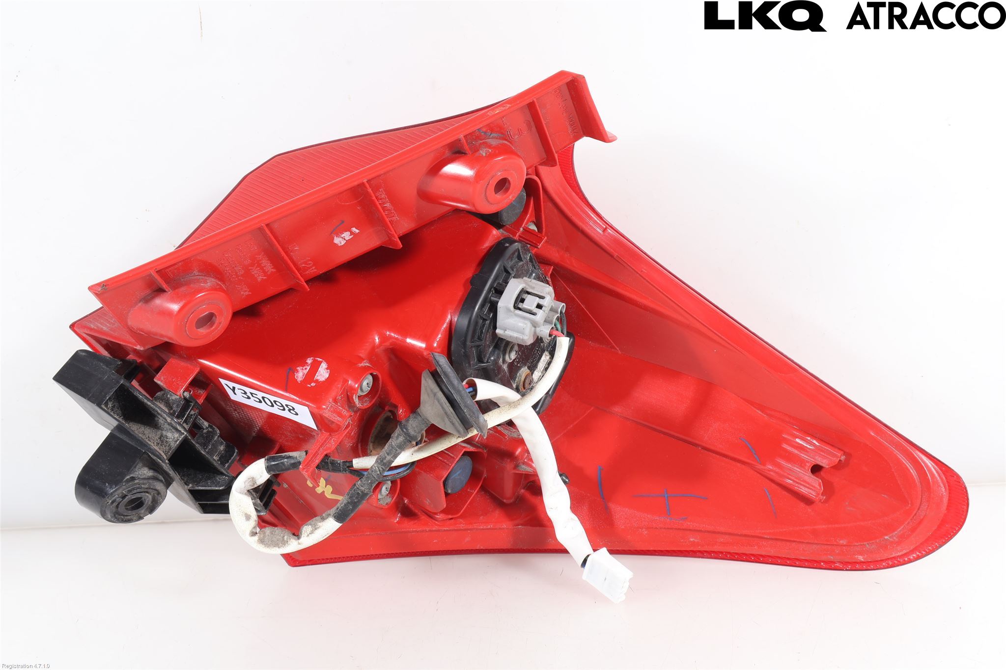Toyota AURIS 13-19 Baklykt Venstre