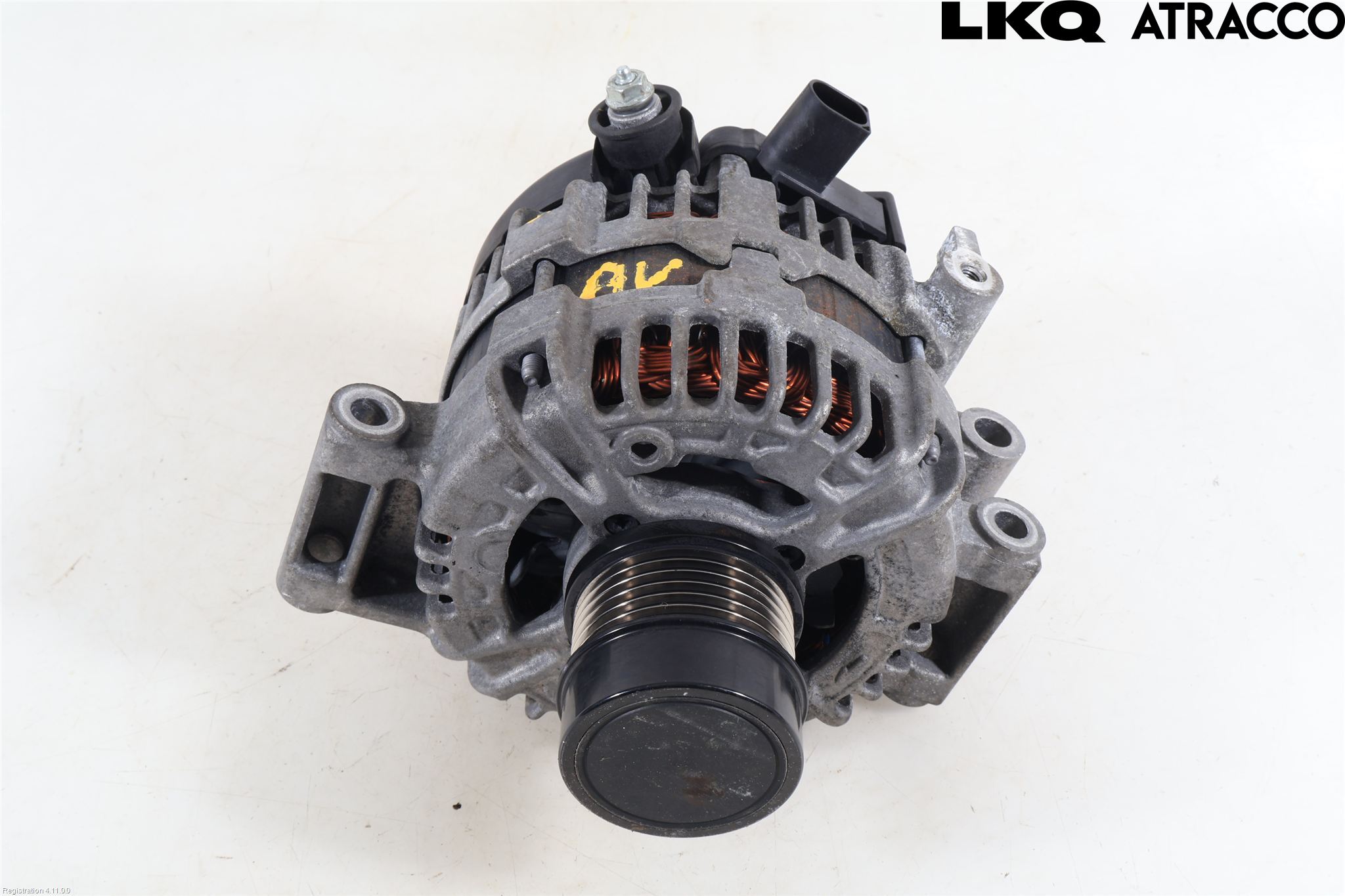 Toyota YARIS XP21 20- Dynamo