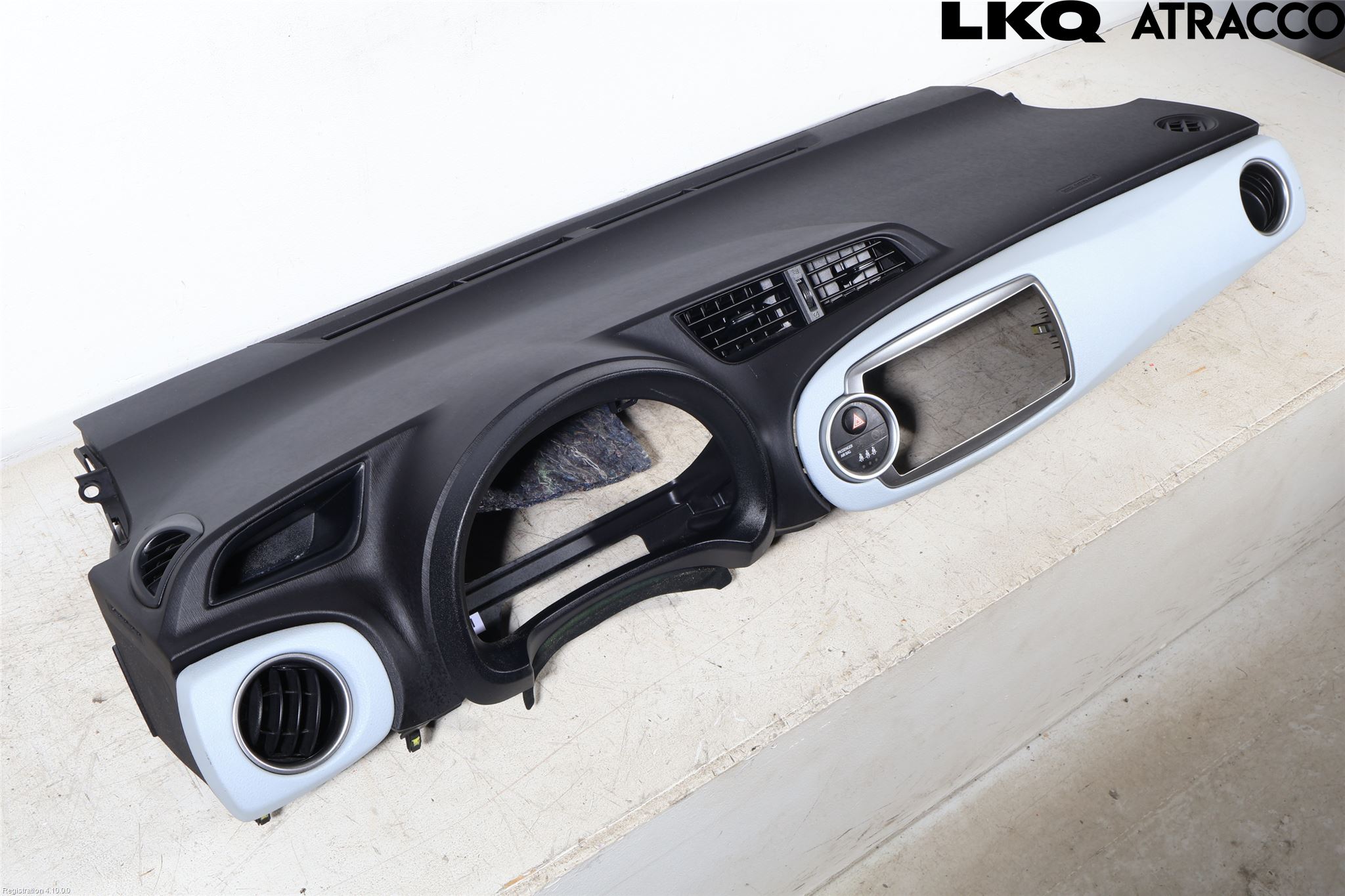 Toyota YARIS XP130 12-14 Dashbord