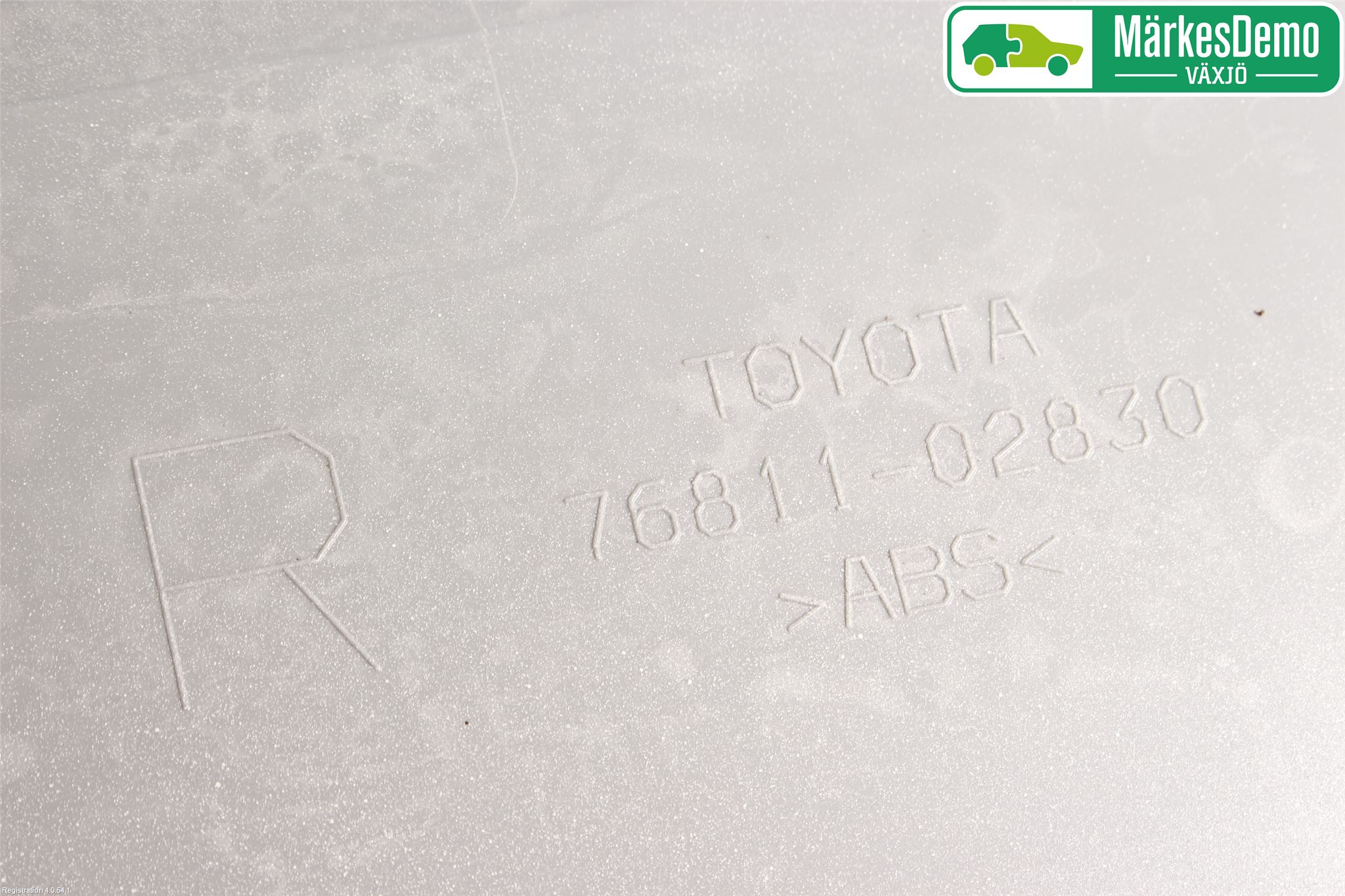 Toyota AURIS 13-19 Refleksplate - Skiltplate
