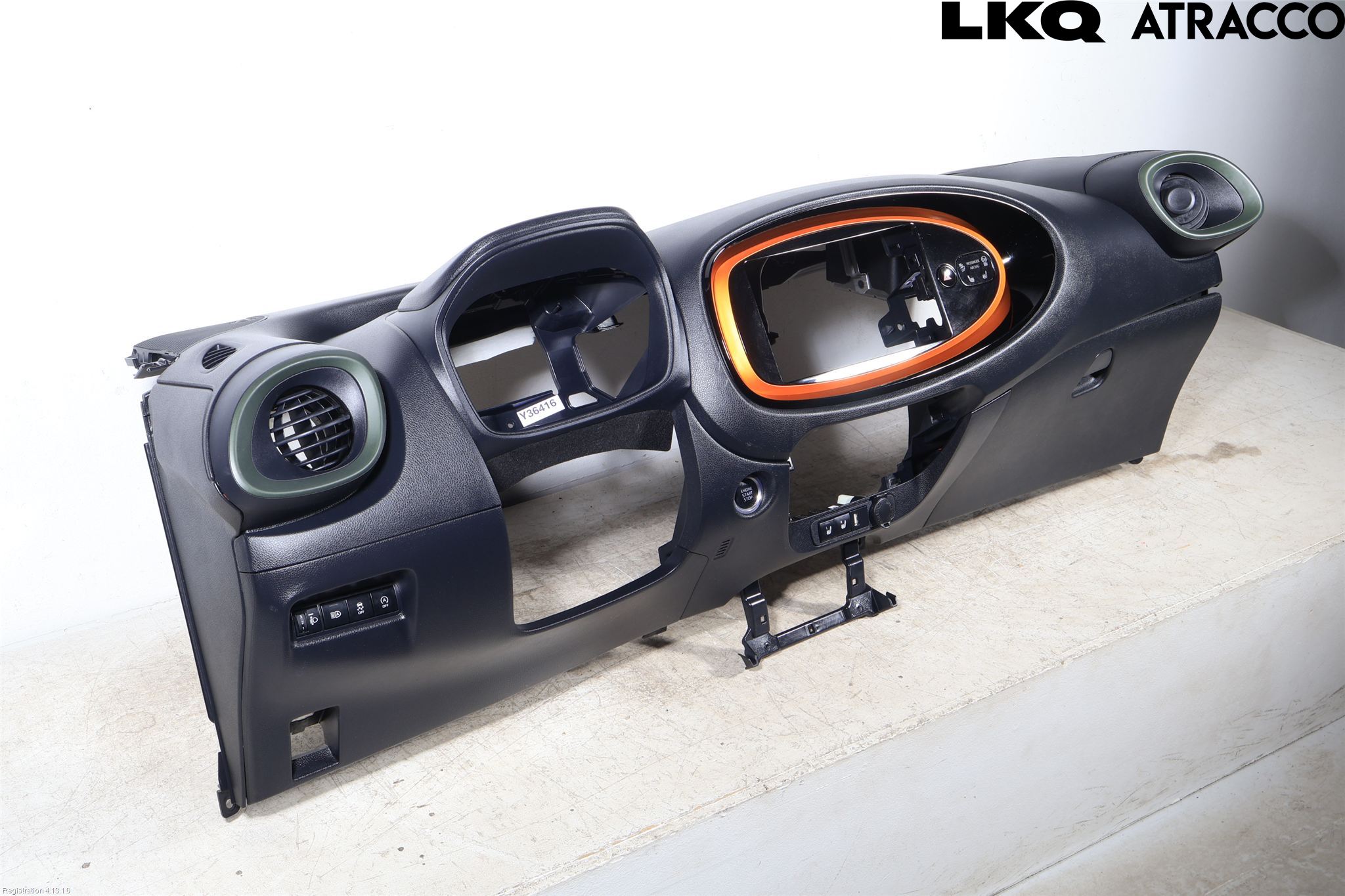 Toyota AYGO X AB70 22- Dashbord