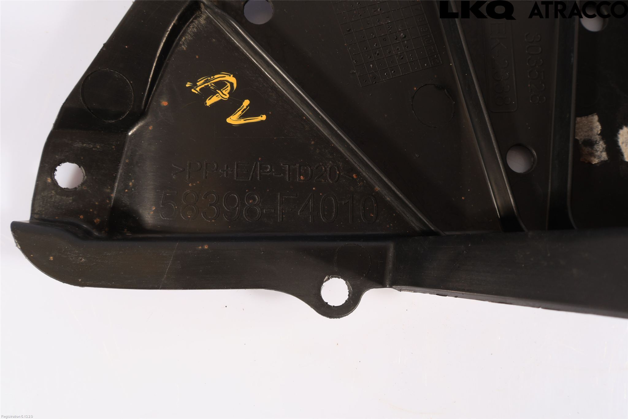 Toyota C-HR 16-23 Bunnplate U Motor-Gear-Dørk