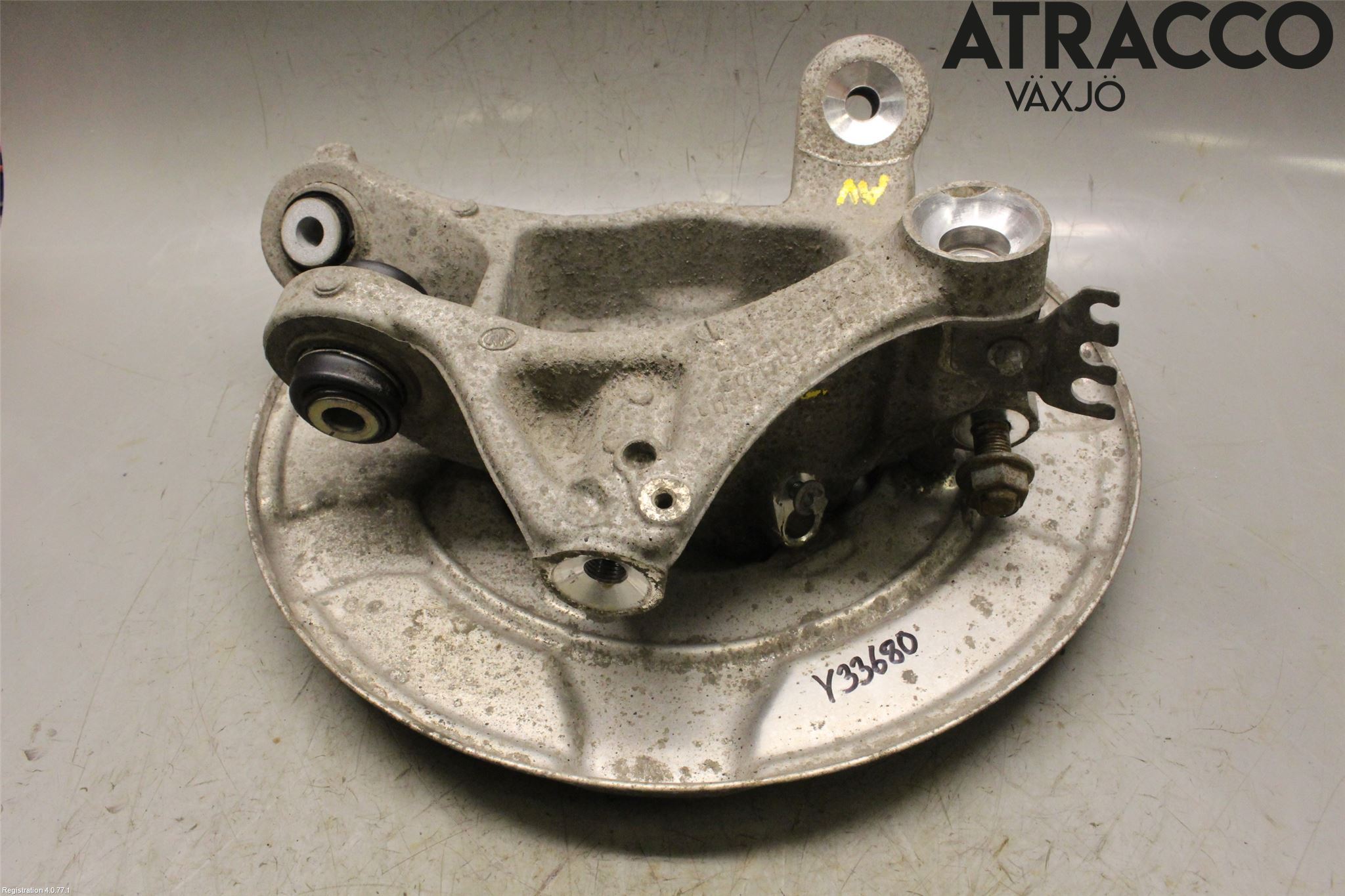 BMW 5 G30/G31/F90 17-23 Spindel Hb