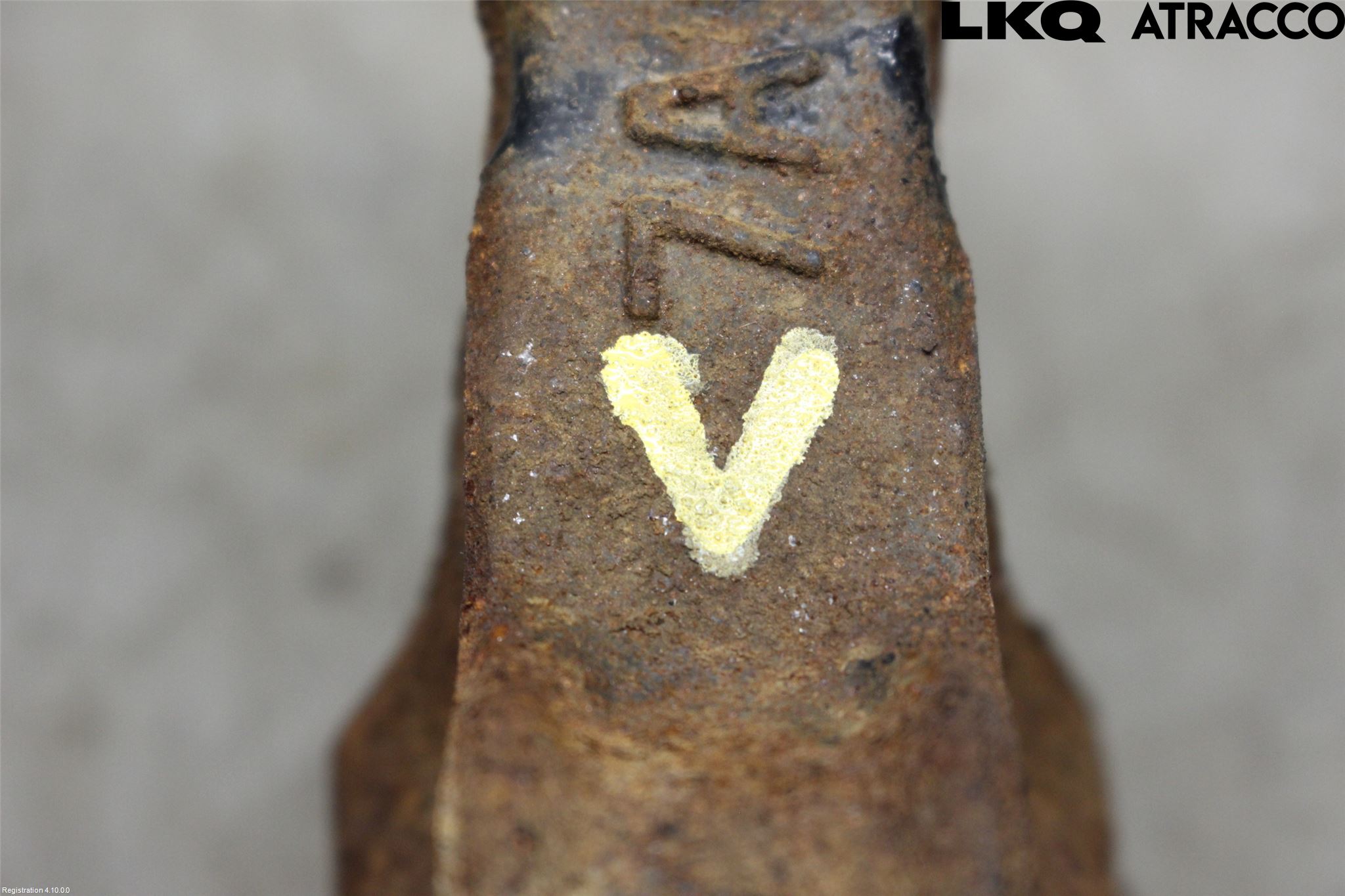 Toyota RAV4 19- Spindel Vf