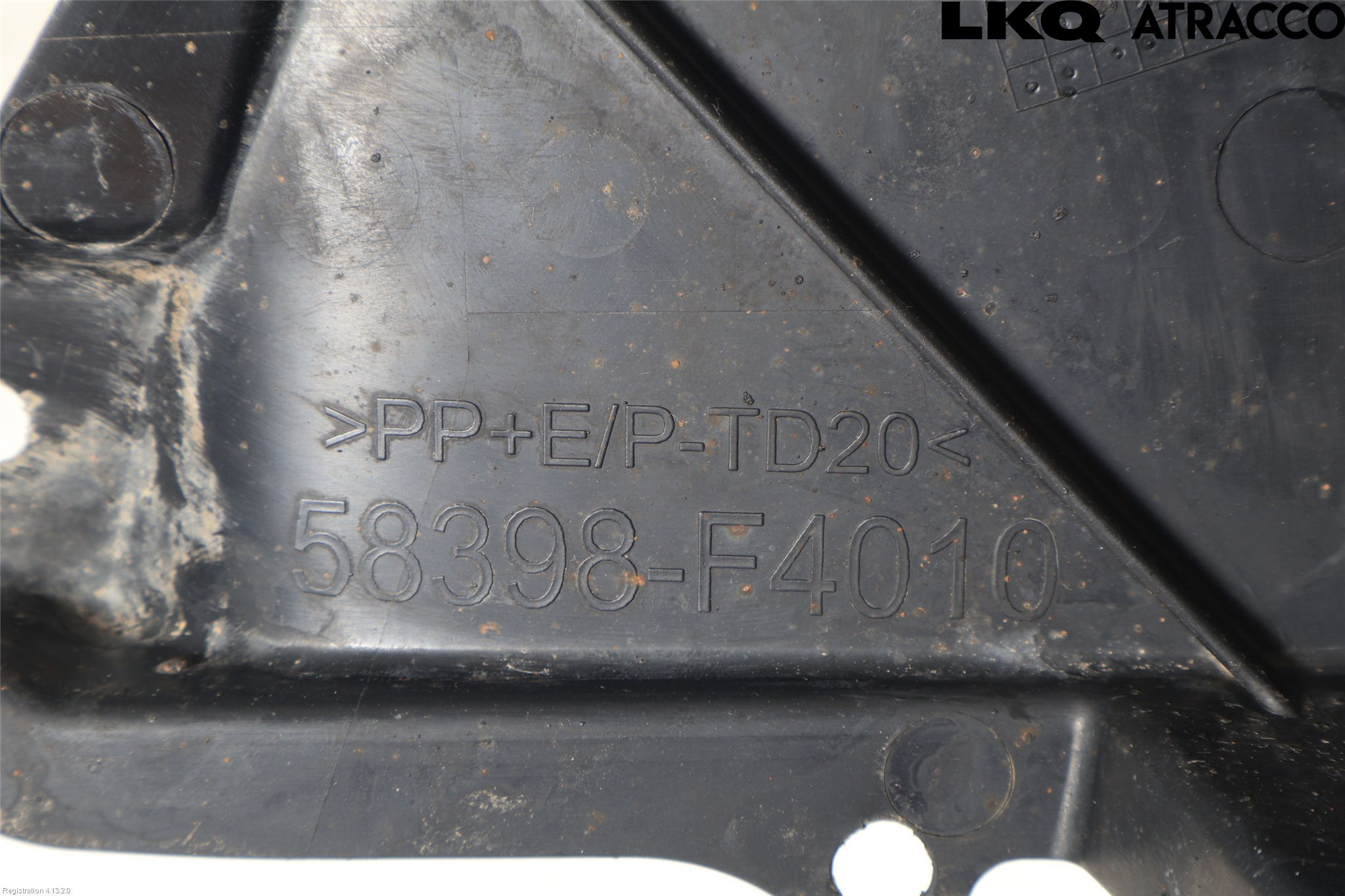 Toyota C-HR 16-23 Bunnplate U Motor-Gear-Dørk
